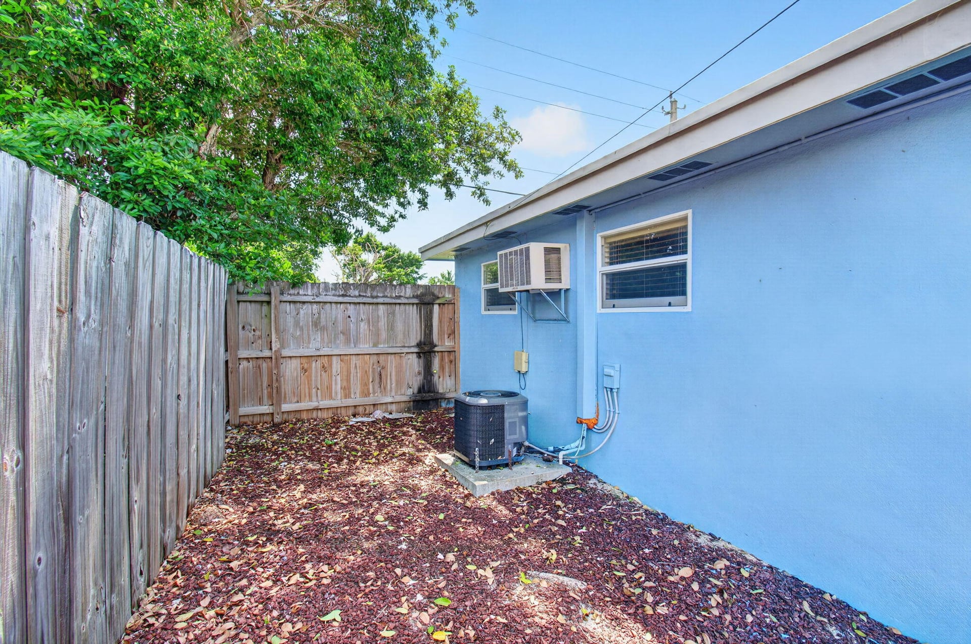  Residence photo 50