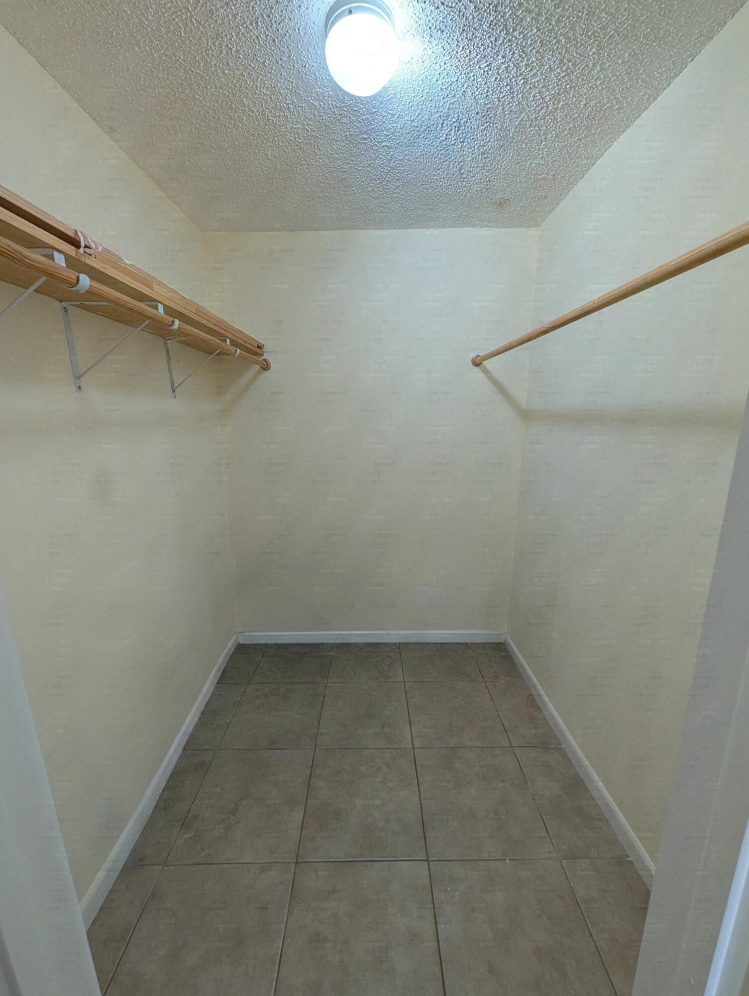 Residence photo 15