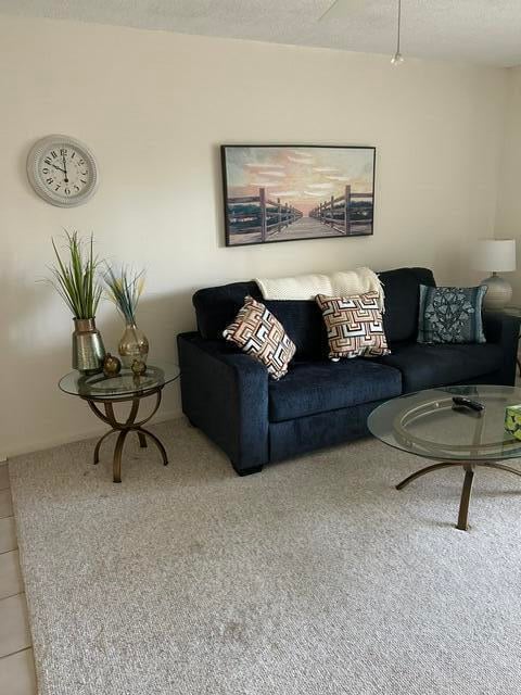 Unit H photo 12