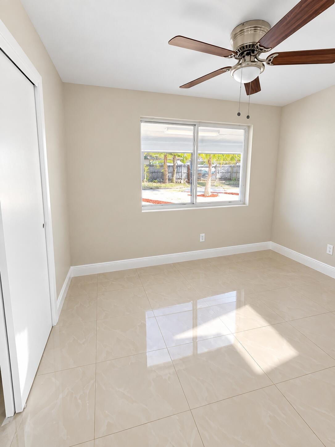 Residence photo 17