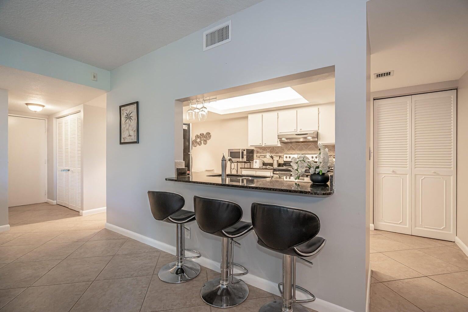  Unit 8308 photo 10