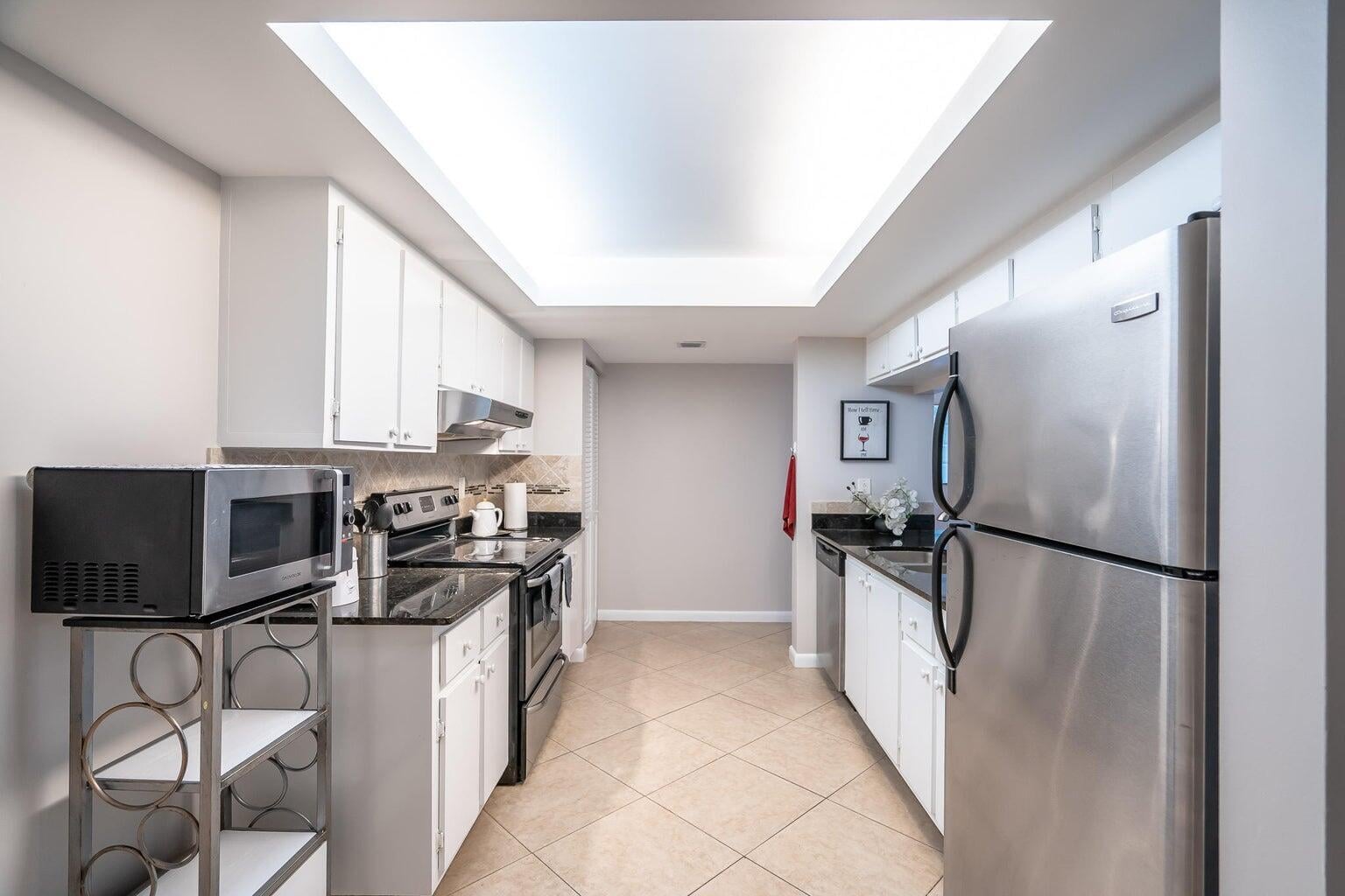 Unit 8308 photo 13