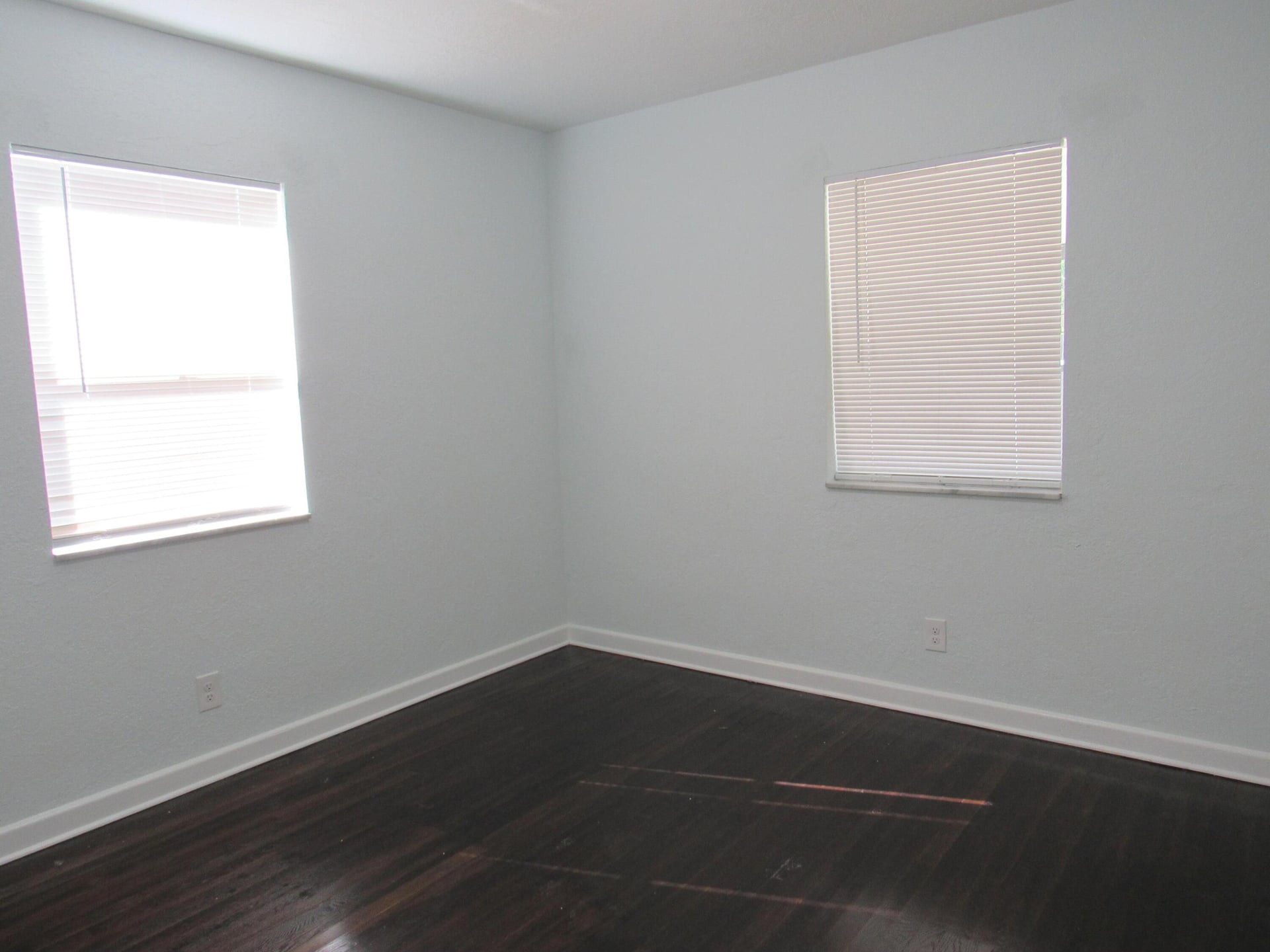 Unit 1 photo 9