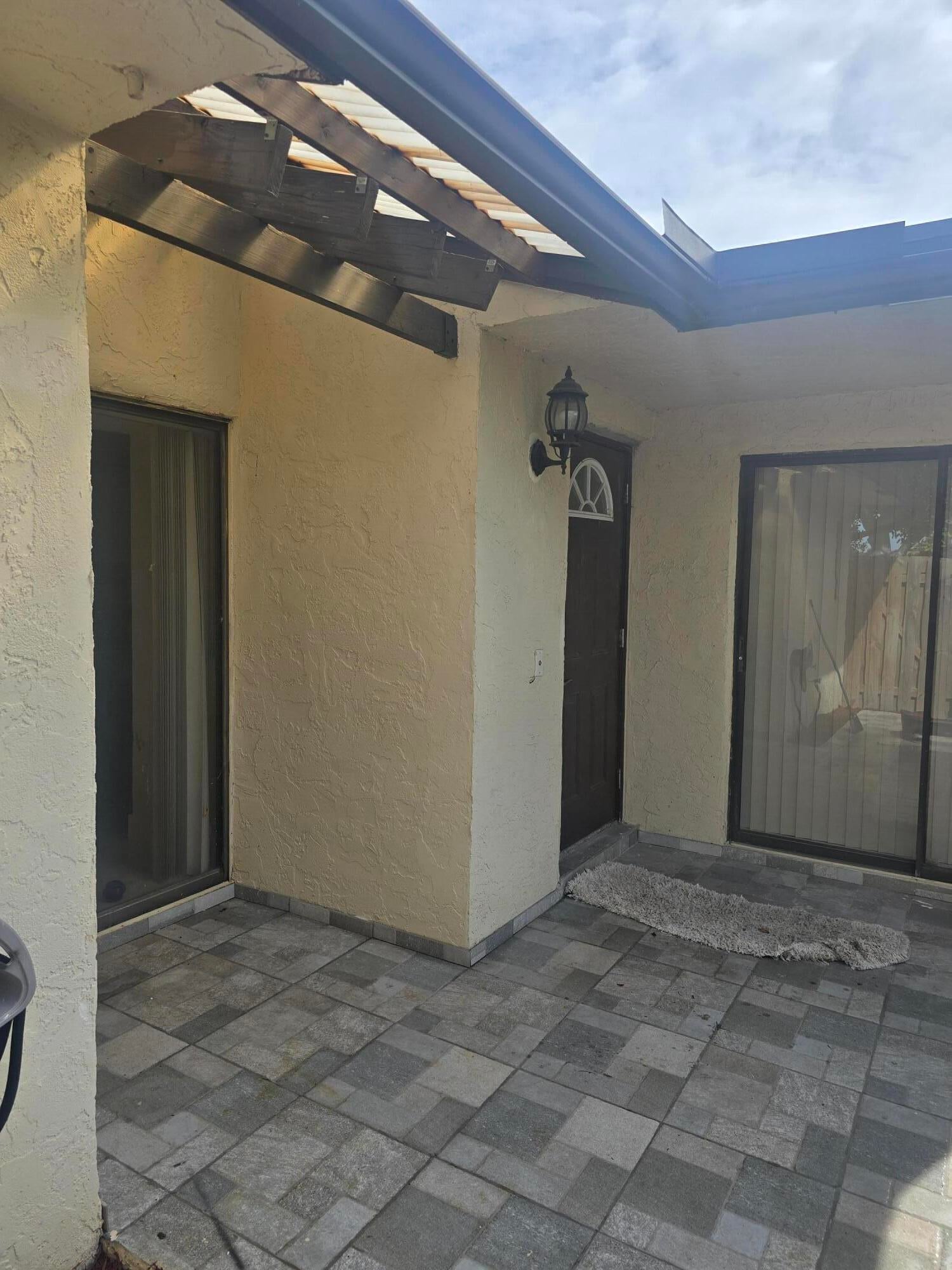 Residence photo 5