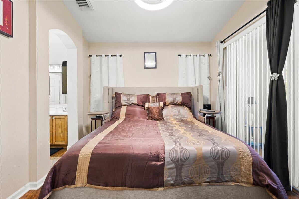  Residence photo 15