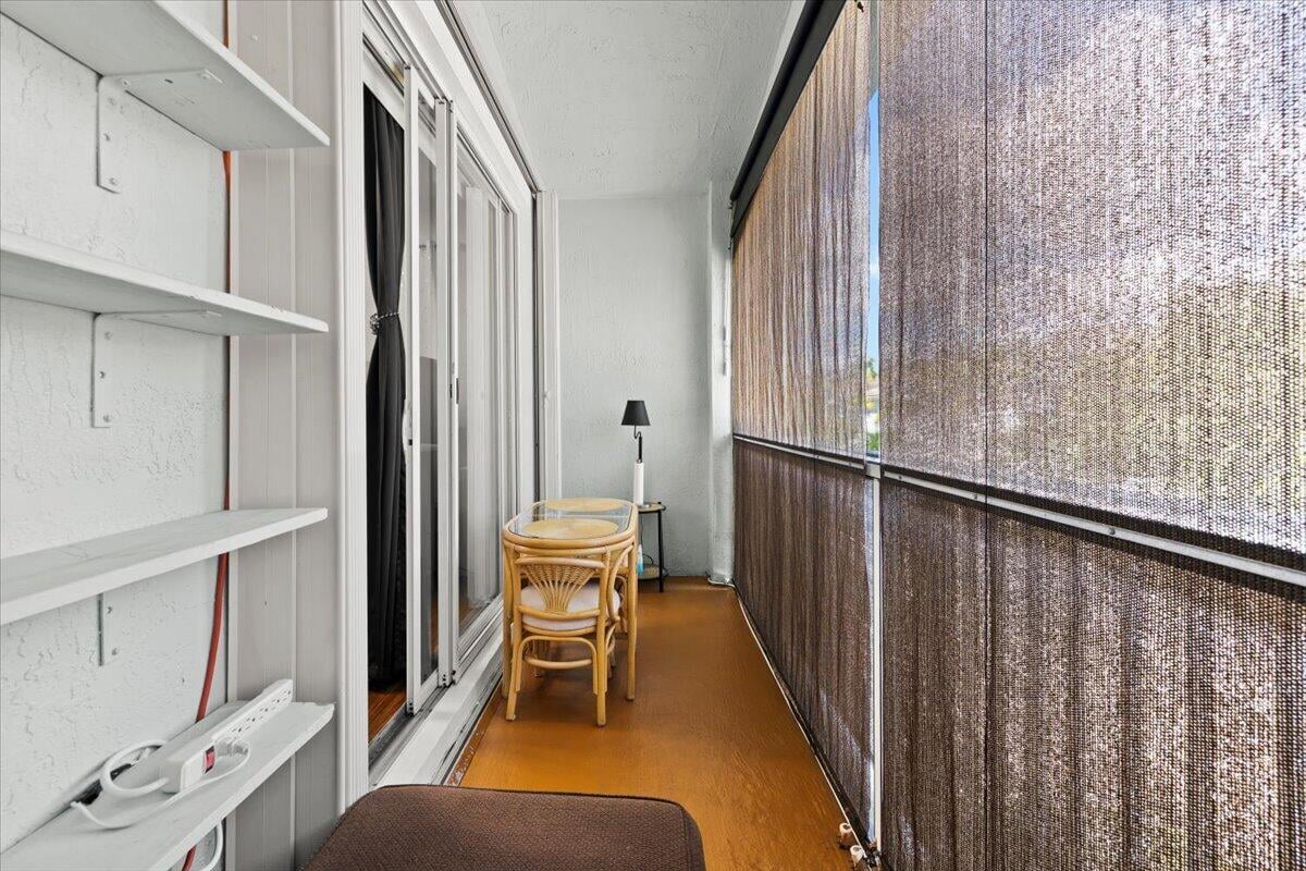  Residence photo 18