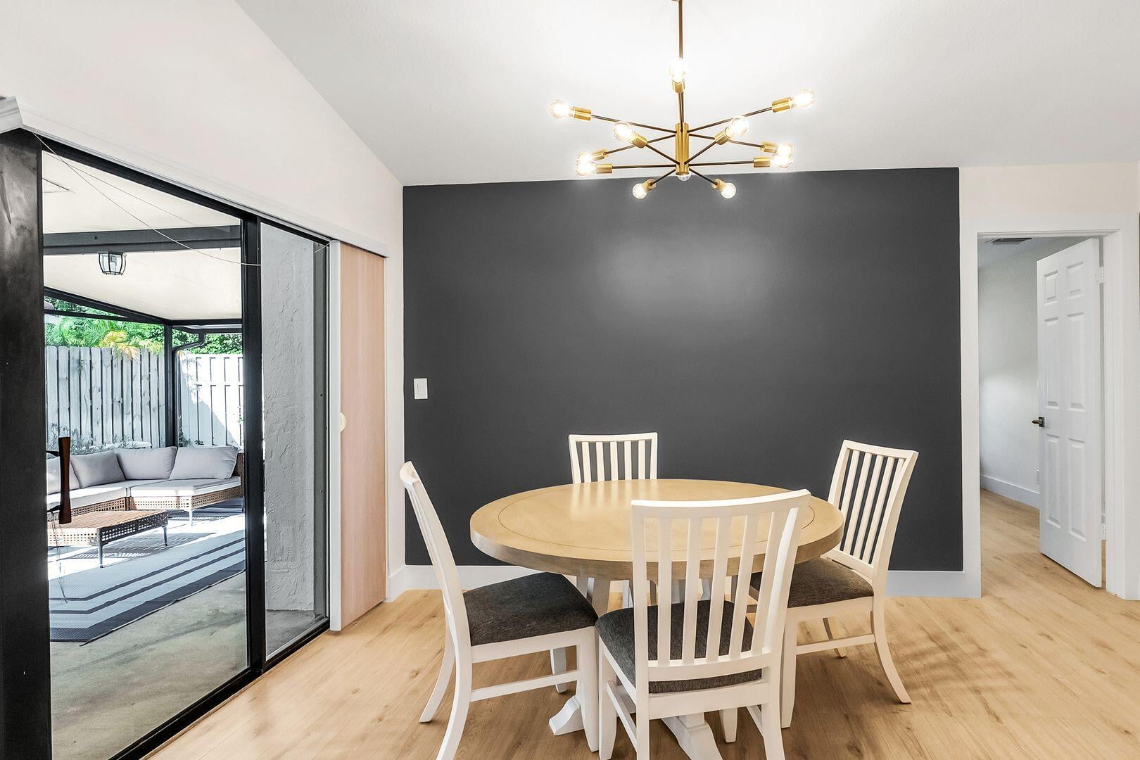 Residence photo 9
