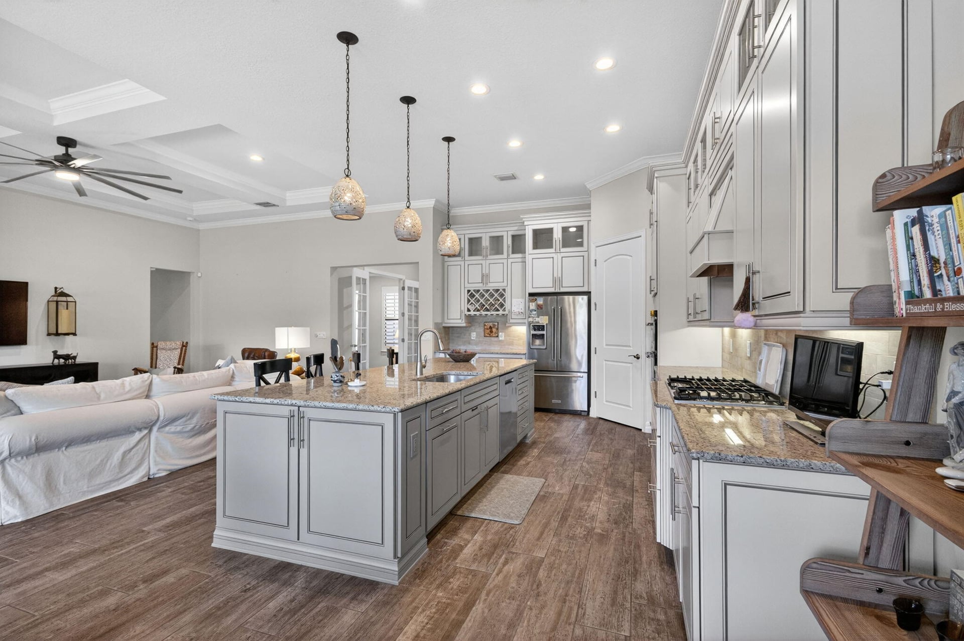 Sonoma Isles Residence photo 9