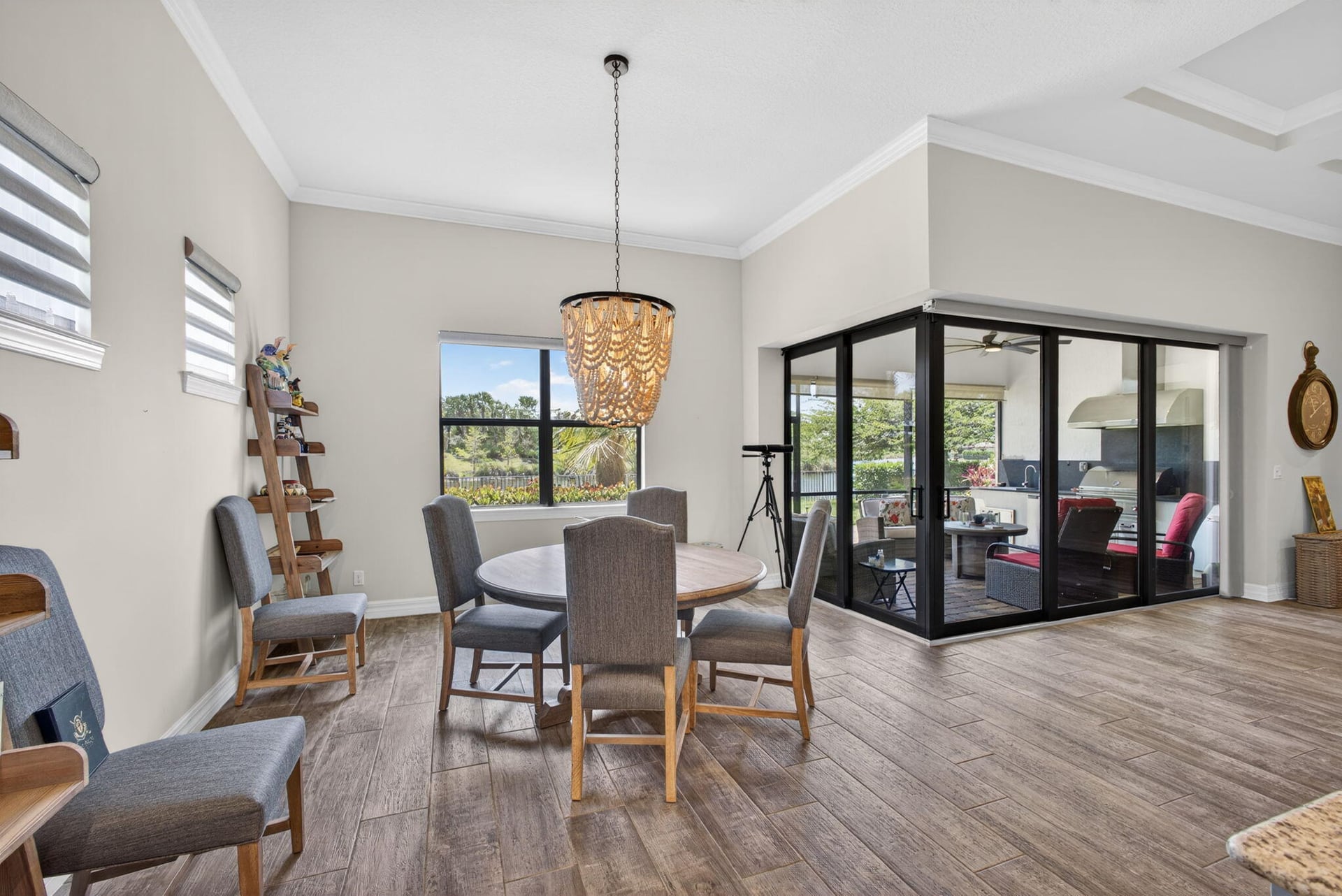 Sonoma Isles Residence photo 24