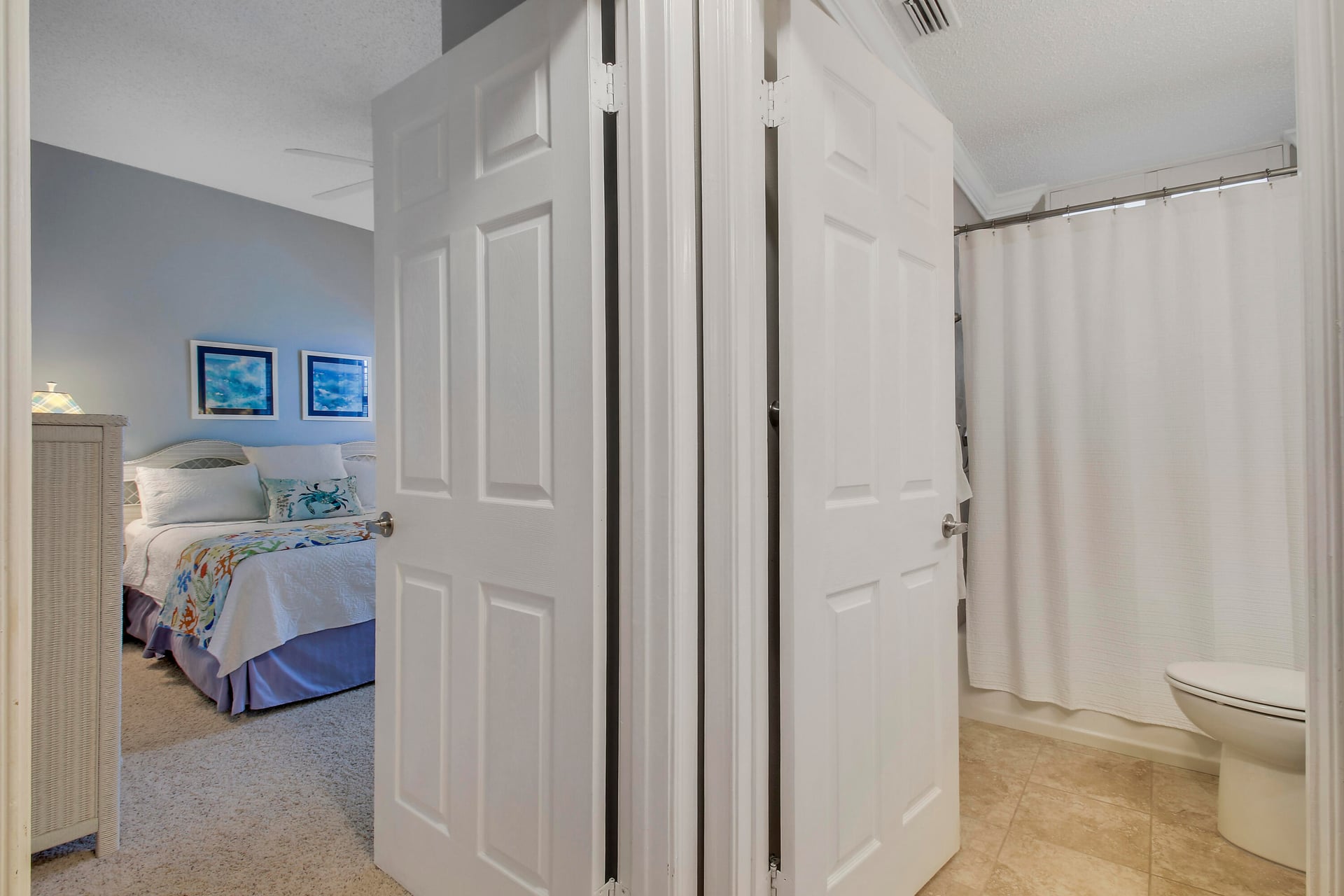 Unit 1103 photo 25