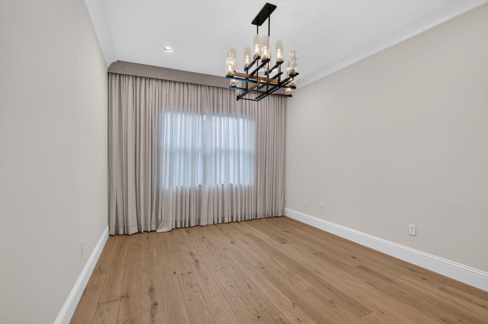 Residence photo 49