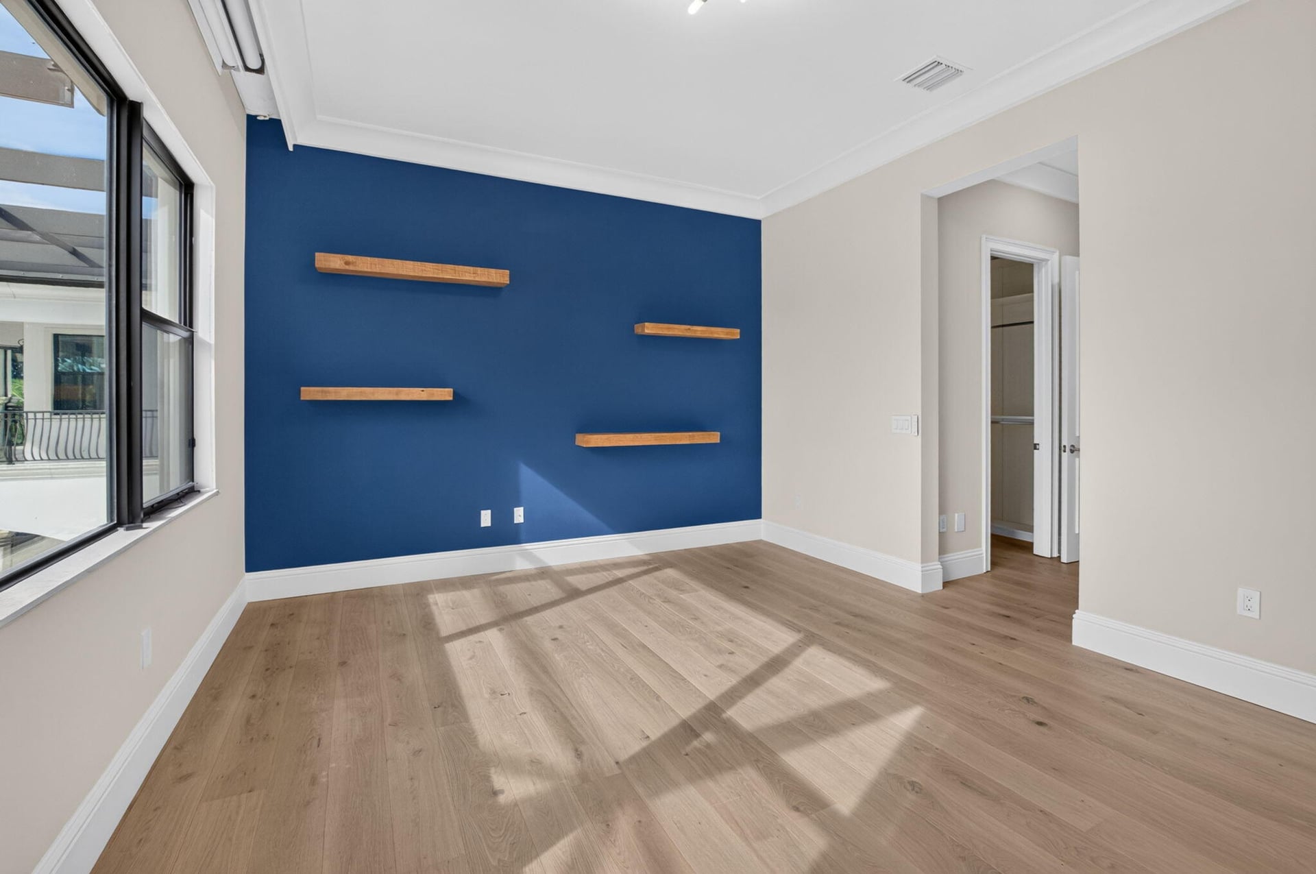 Residence photo 75