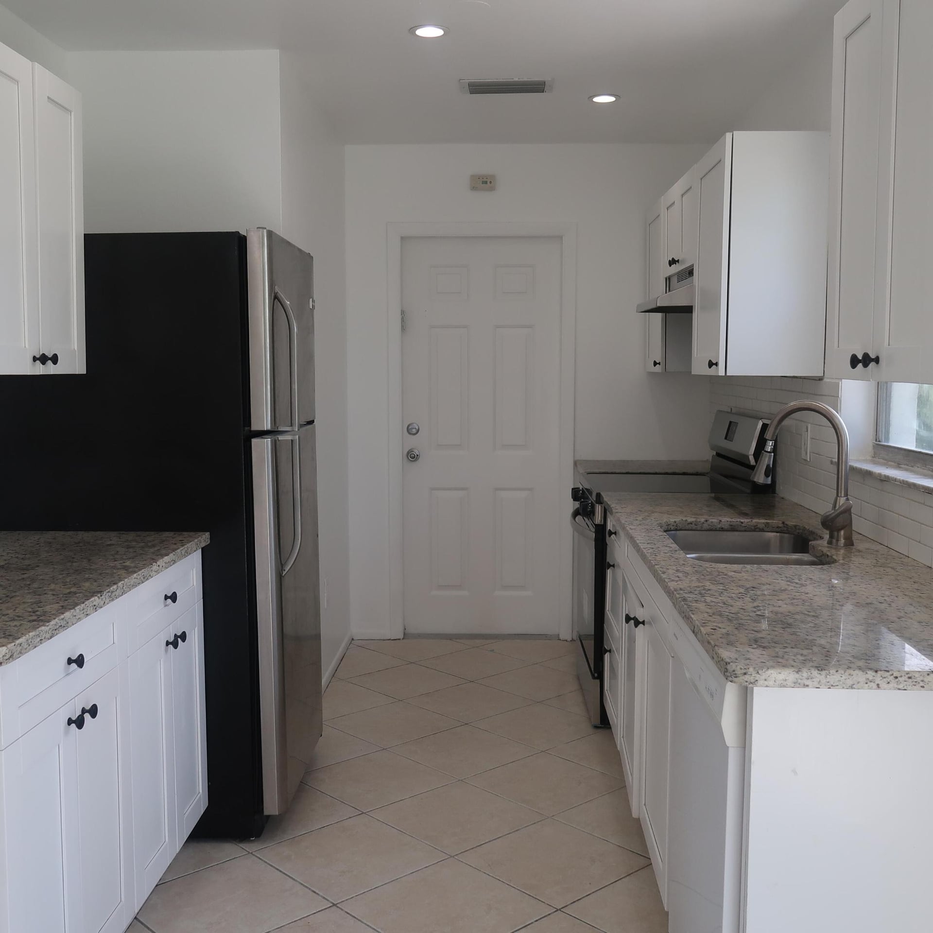  Residence photo 6