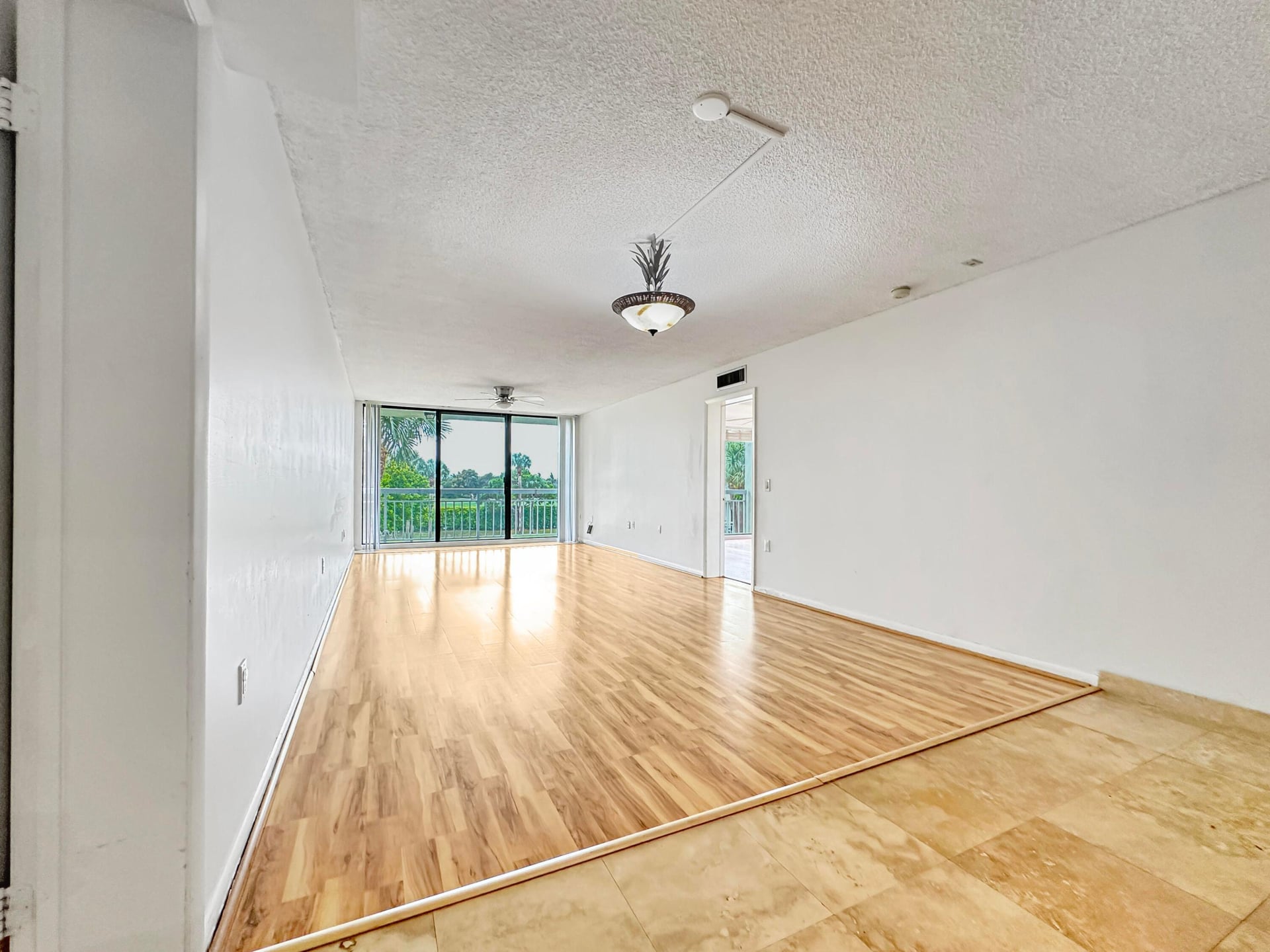 Unit 306 photo 6