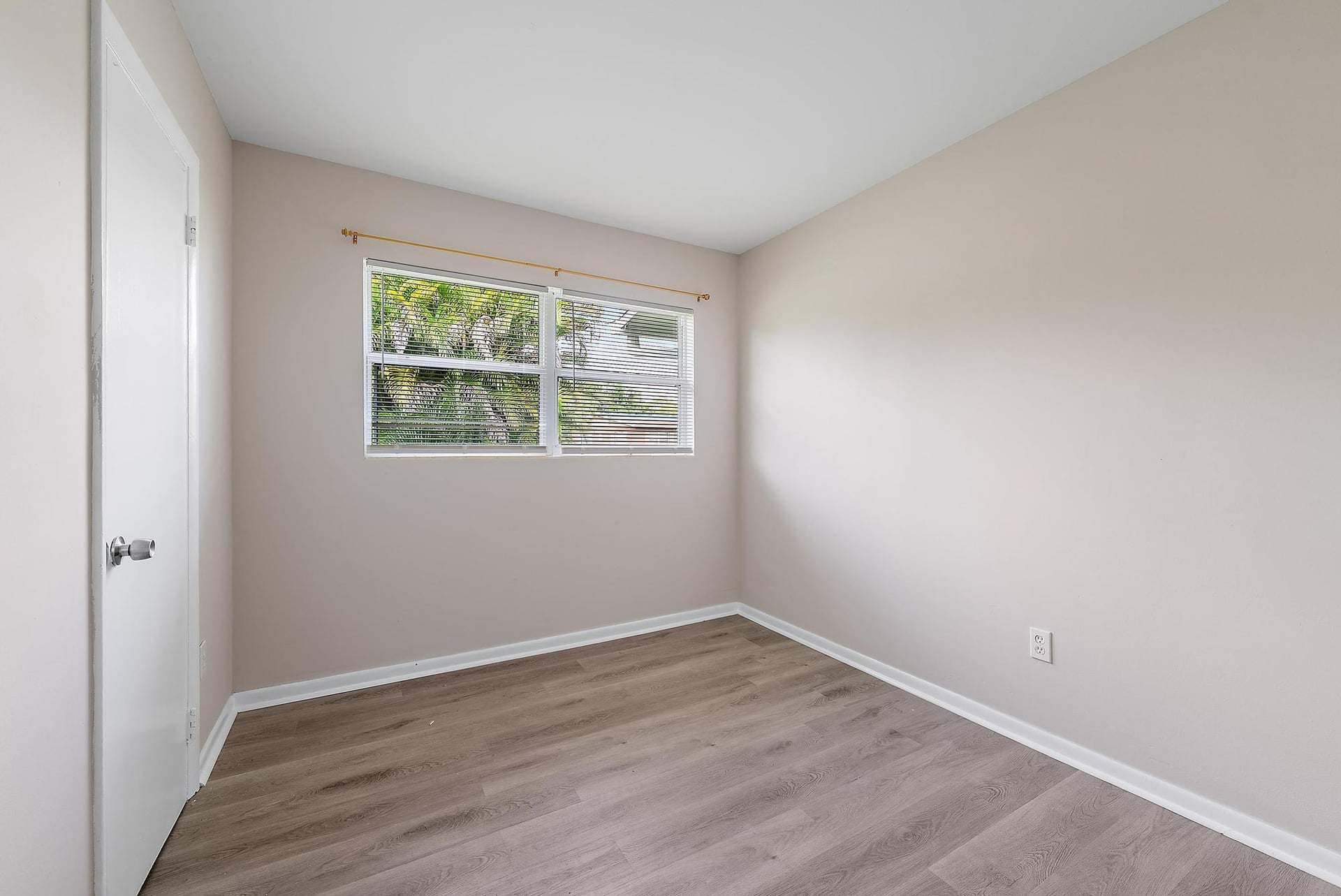 Residence photo 7