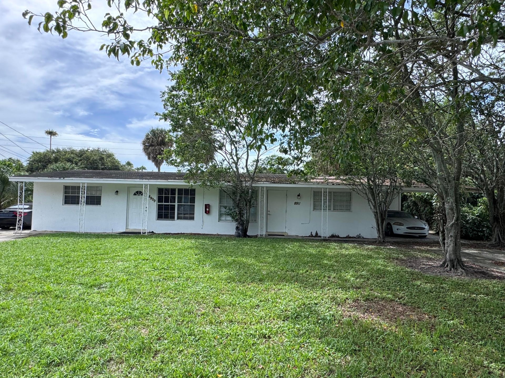 Residence photo 2