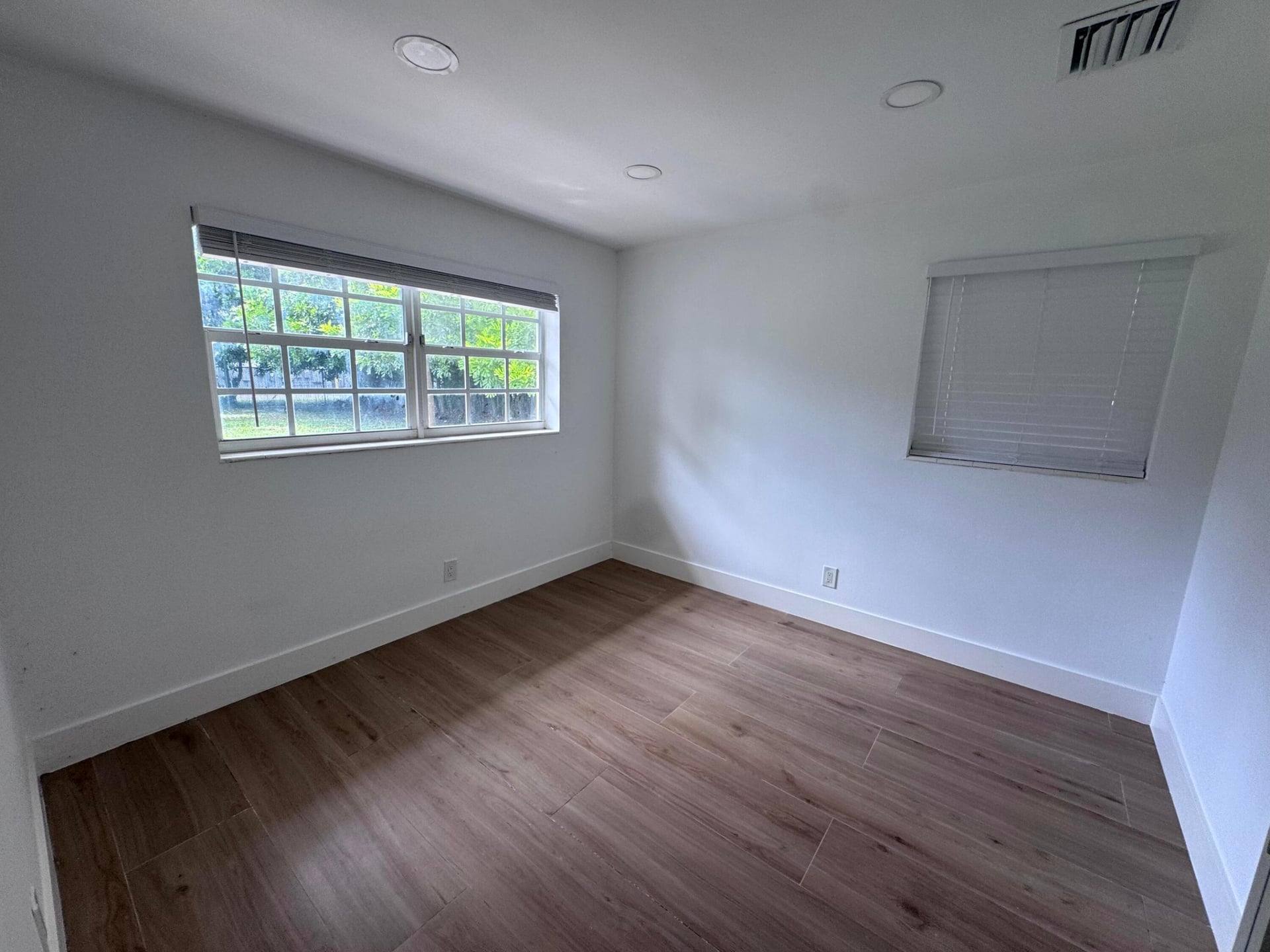 Residence photo 12