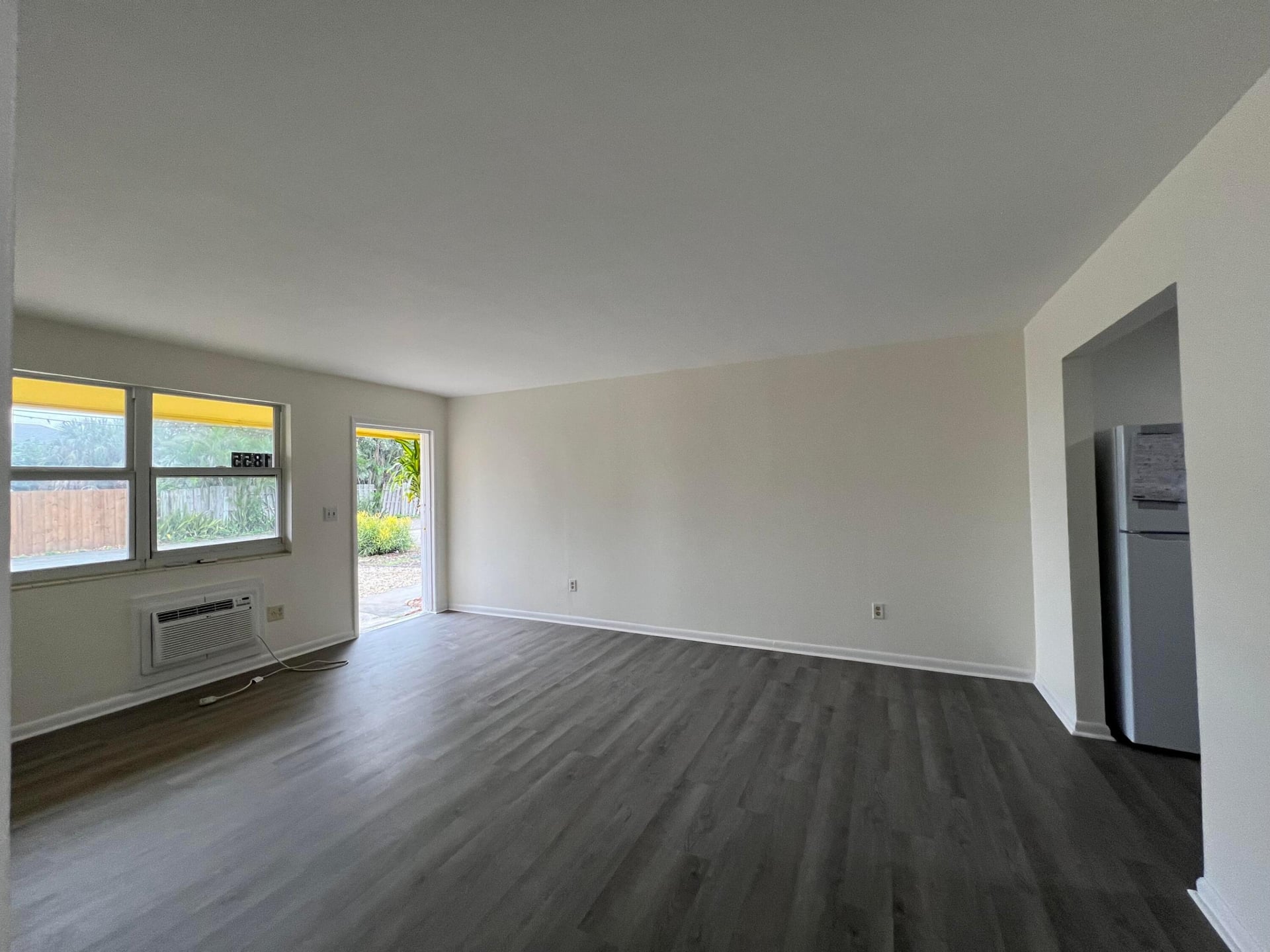 Residence photo 3