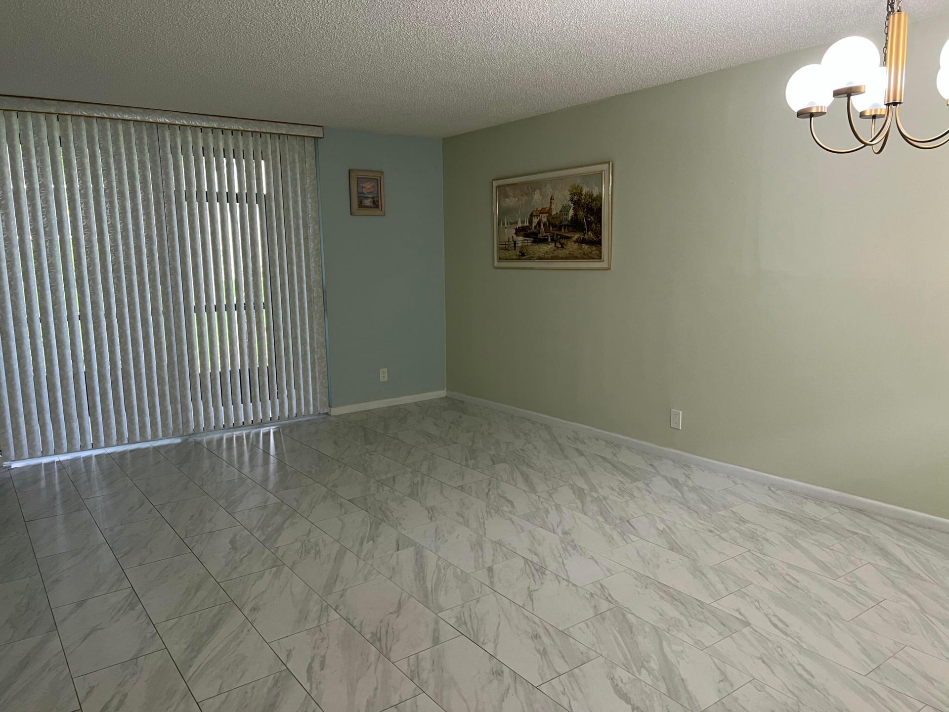 Unit 101 photo 11