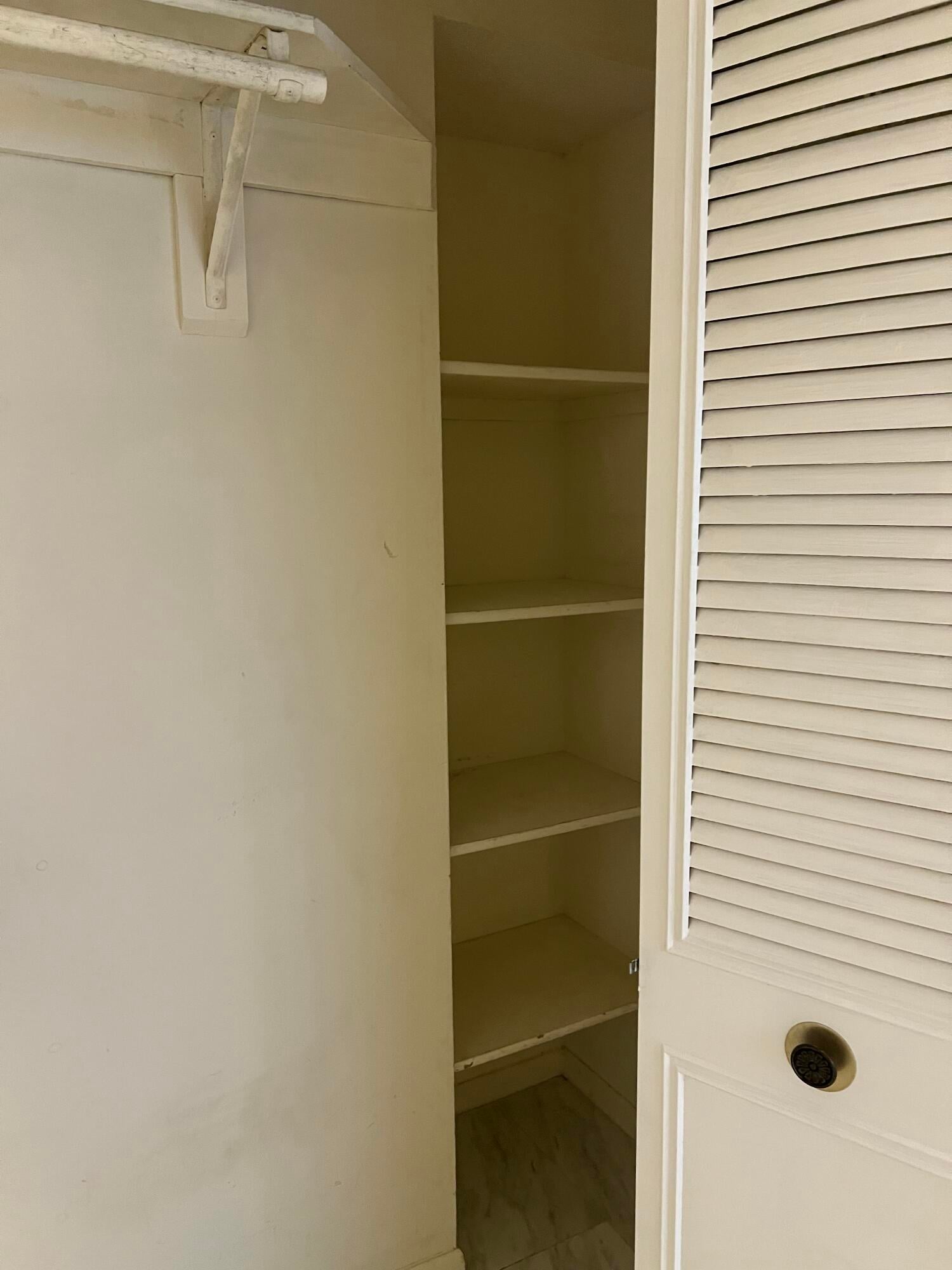 Unit 101 photo 23