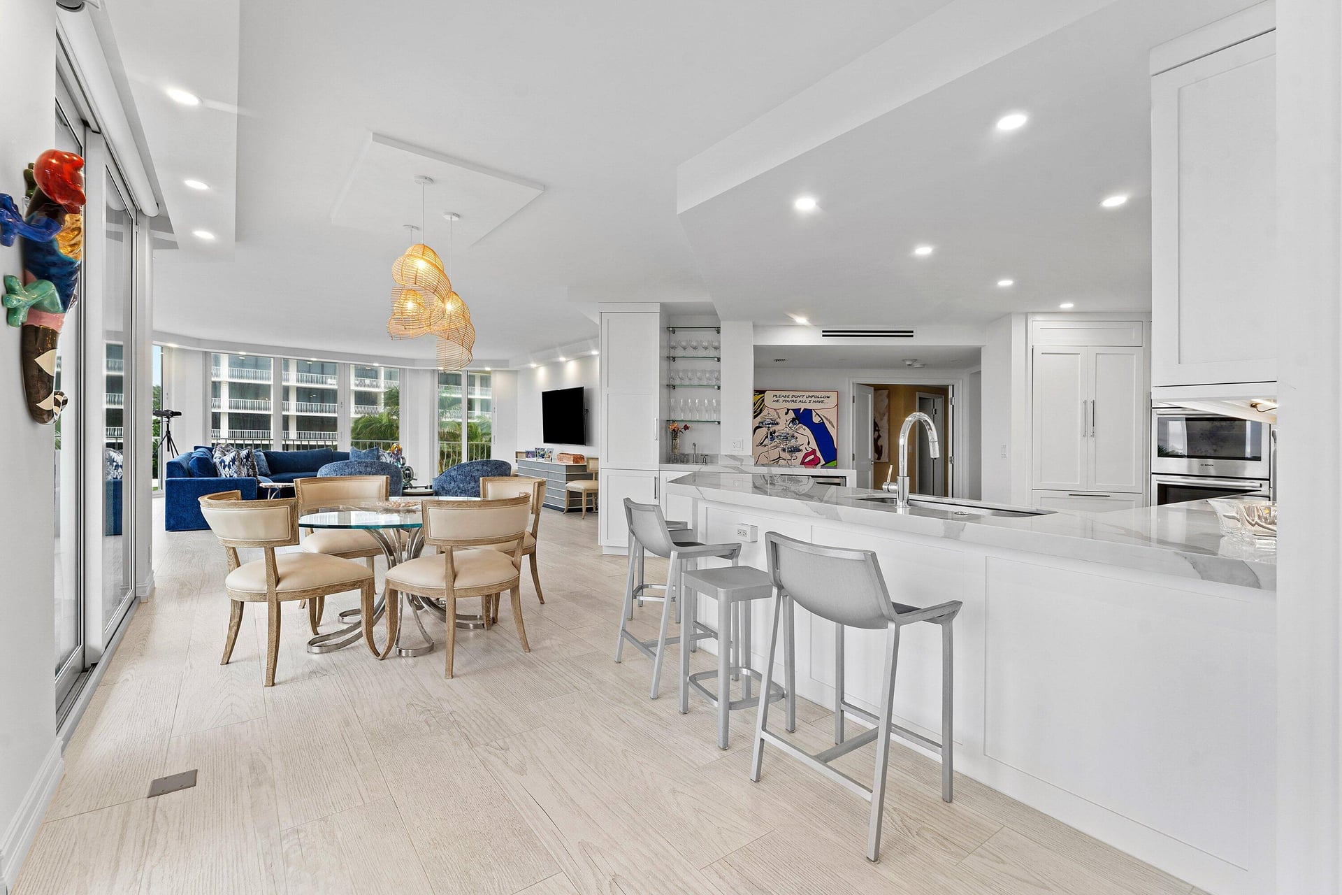 Sloan's Curve Palm Beach Unit 204S photo 8