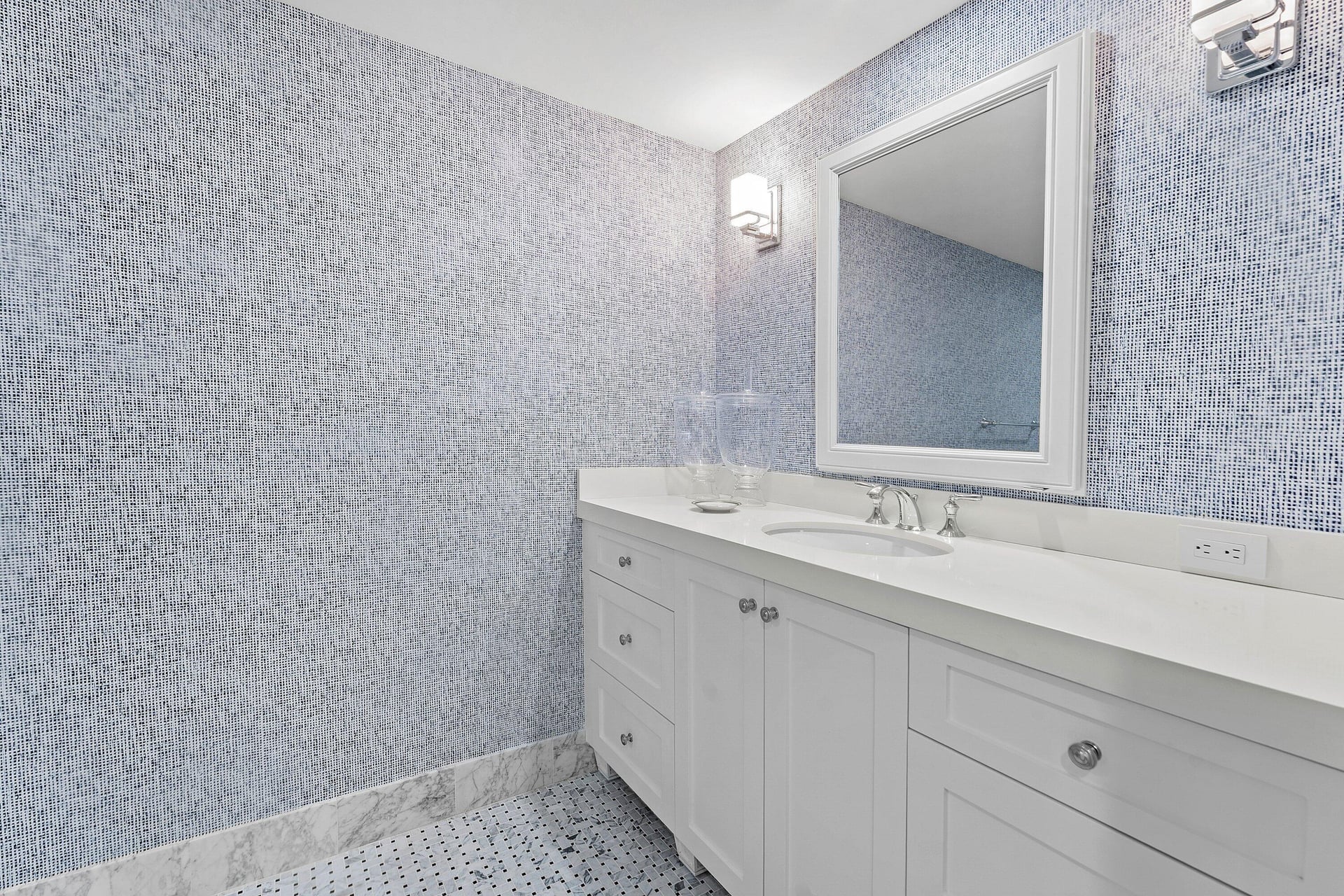 Sloan's Curve Palm Beach Unit 204S photo 18