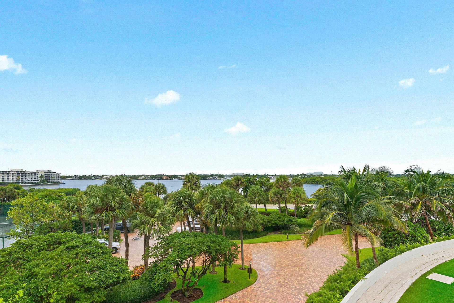 Sloan's Curve Palm Beach Unit 204S photo 36