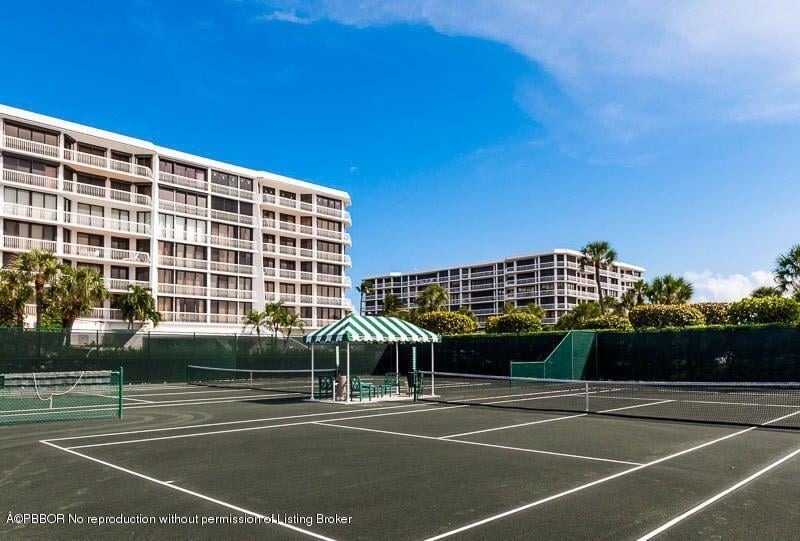 Sloan's Curve Palm Beach Unit 204S photo 38