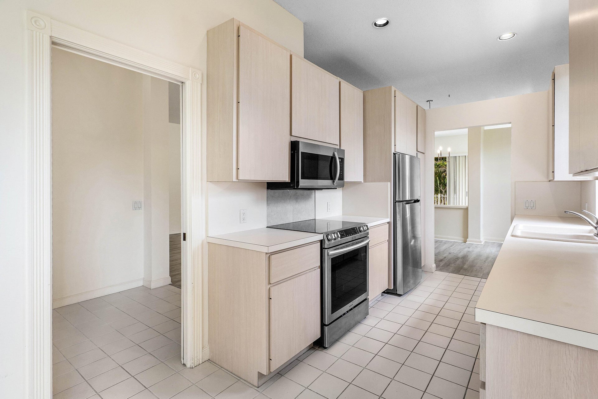 Residence photo 9