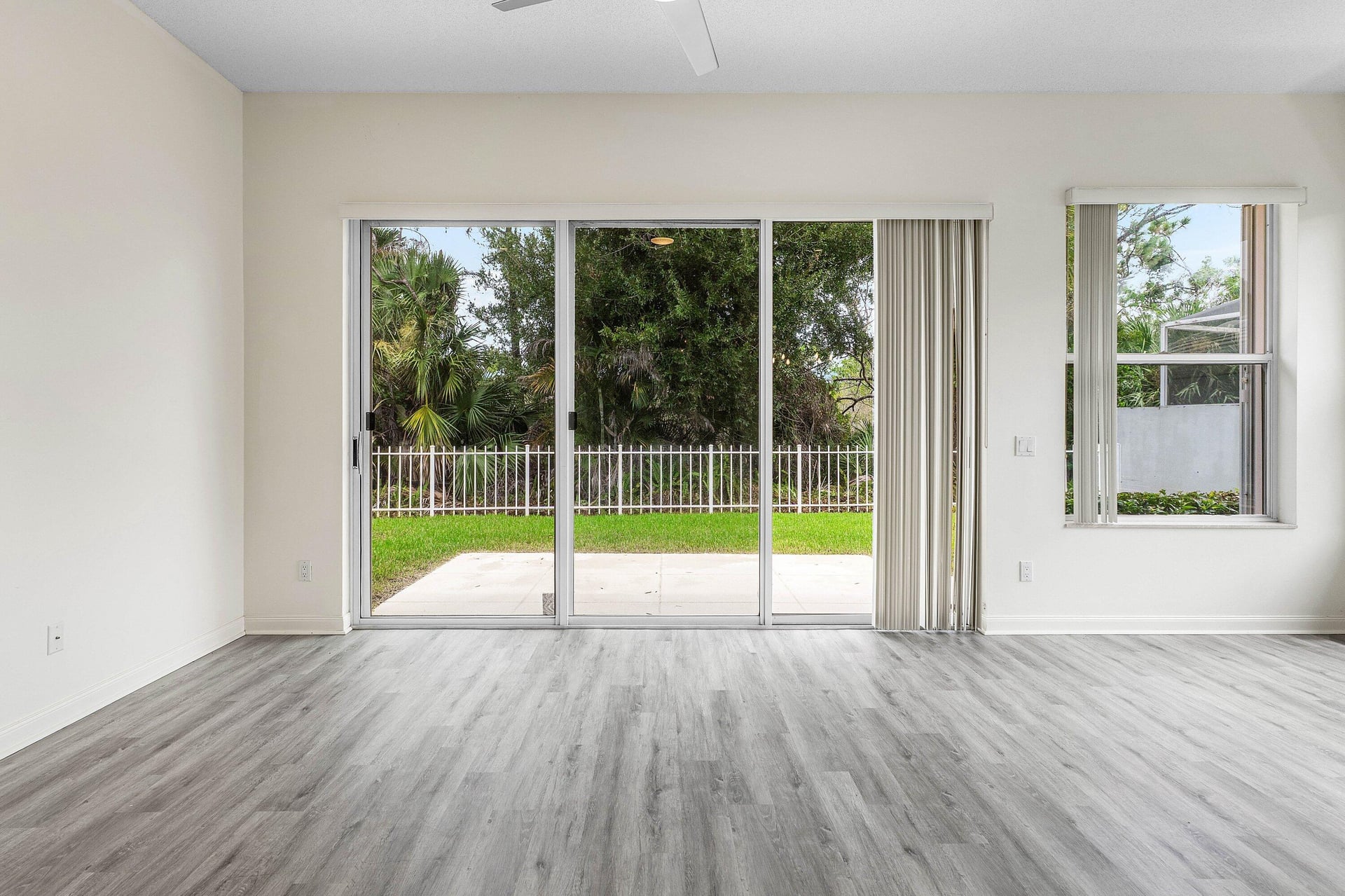 Residence photo 20