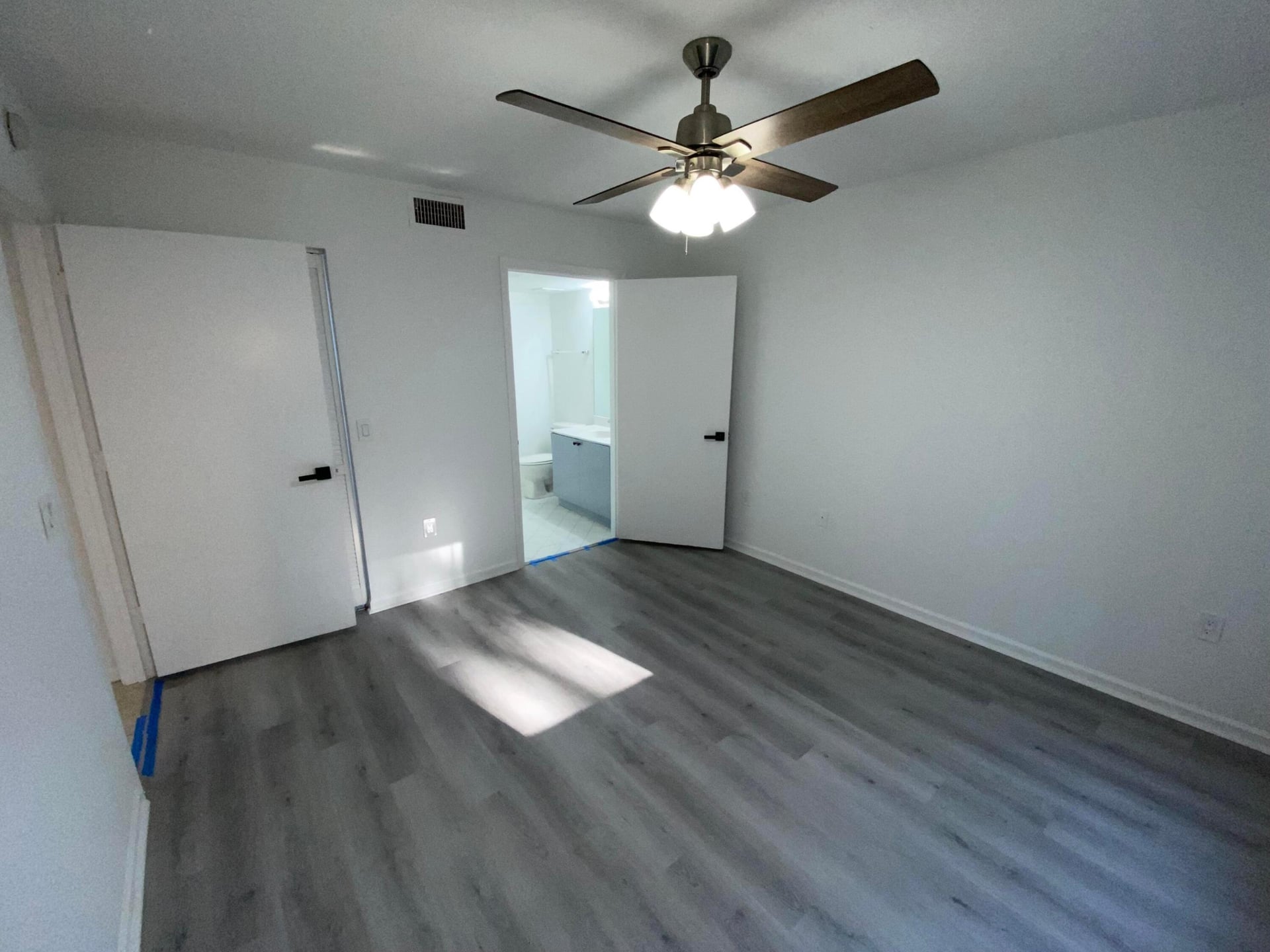 Unit 106 photo 9