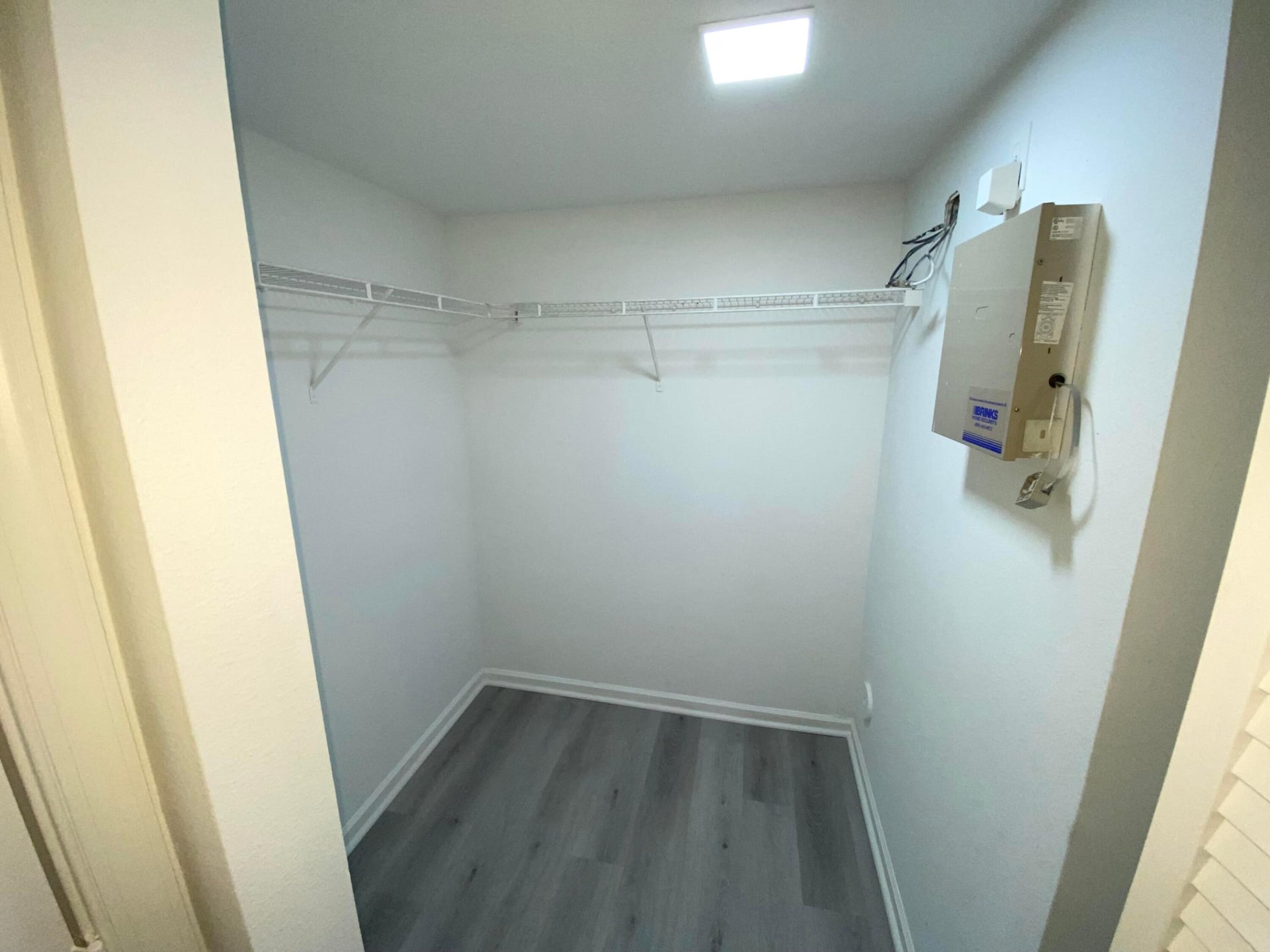 Unit 106 photo 10