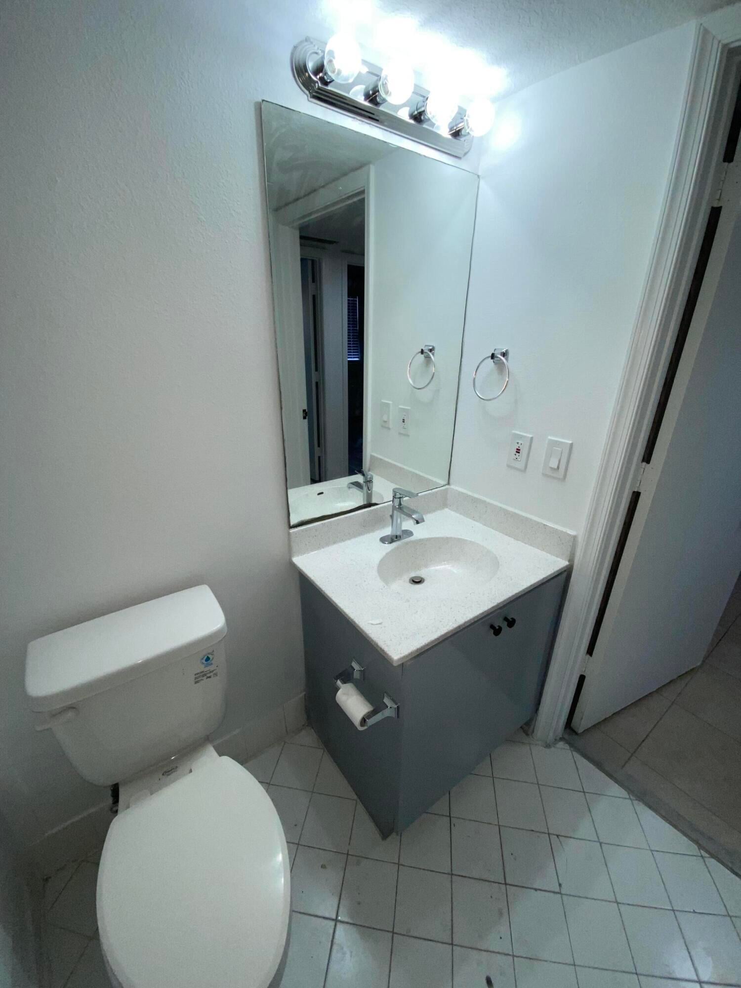 Unit 106 photo 11