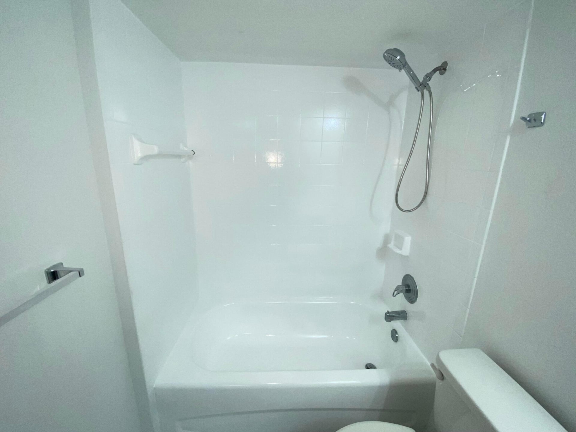 Unit 106 photo 17