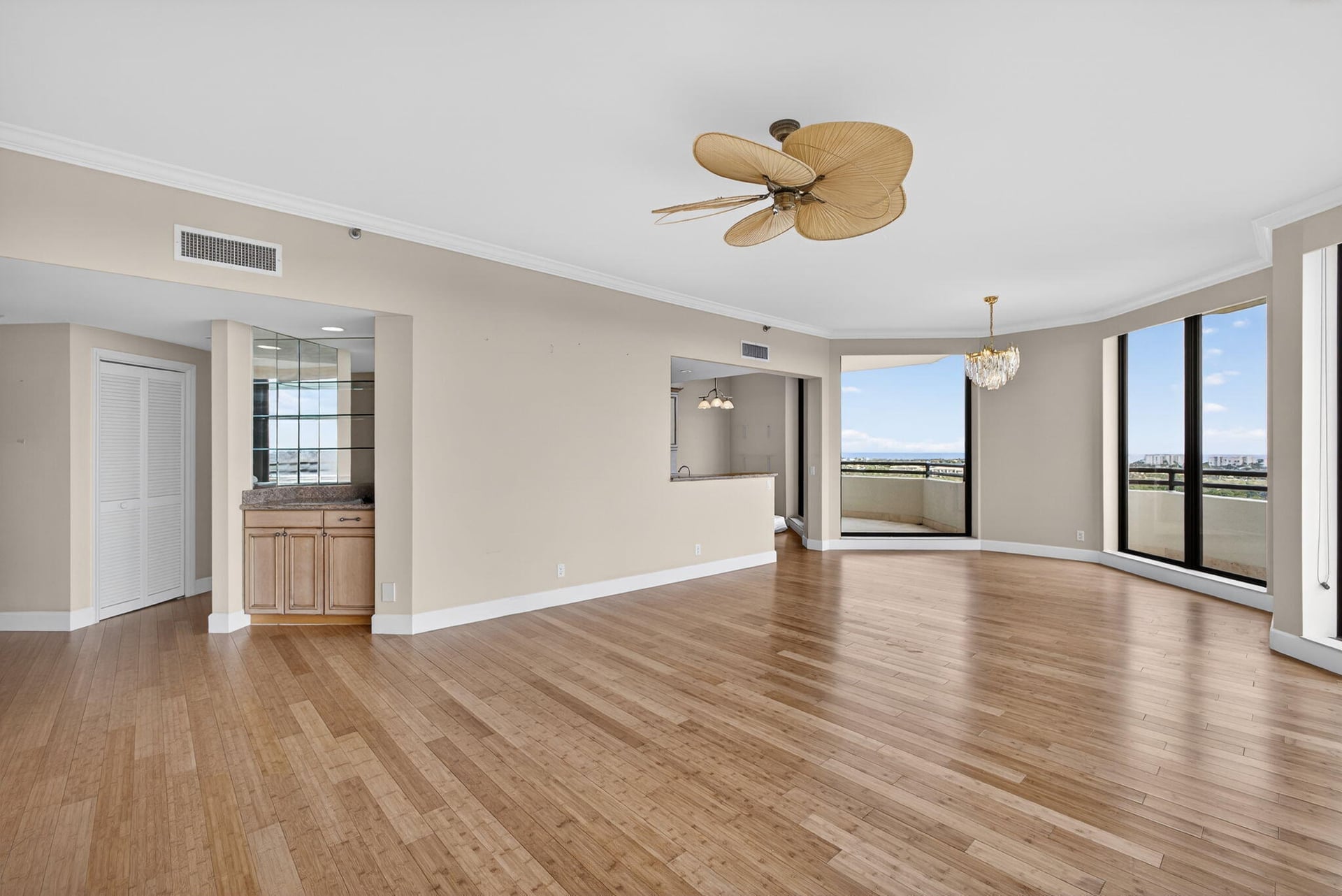 Jonathan's Landing Jupiter FL Unit 1304 photo 5