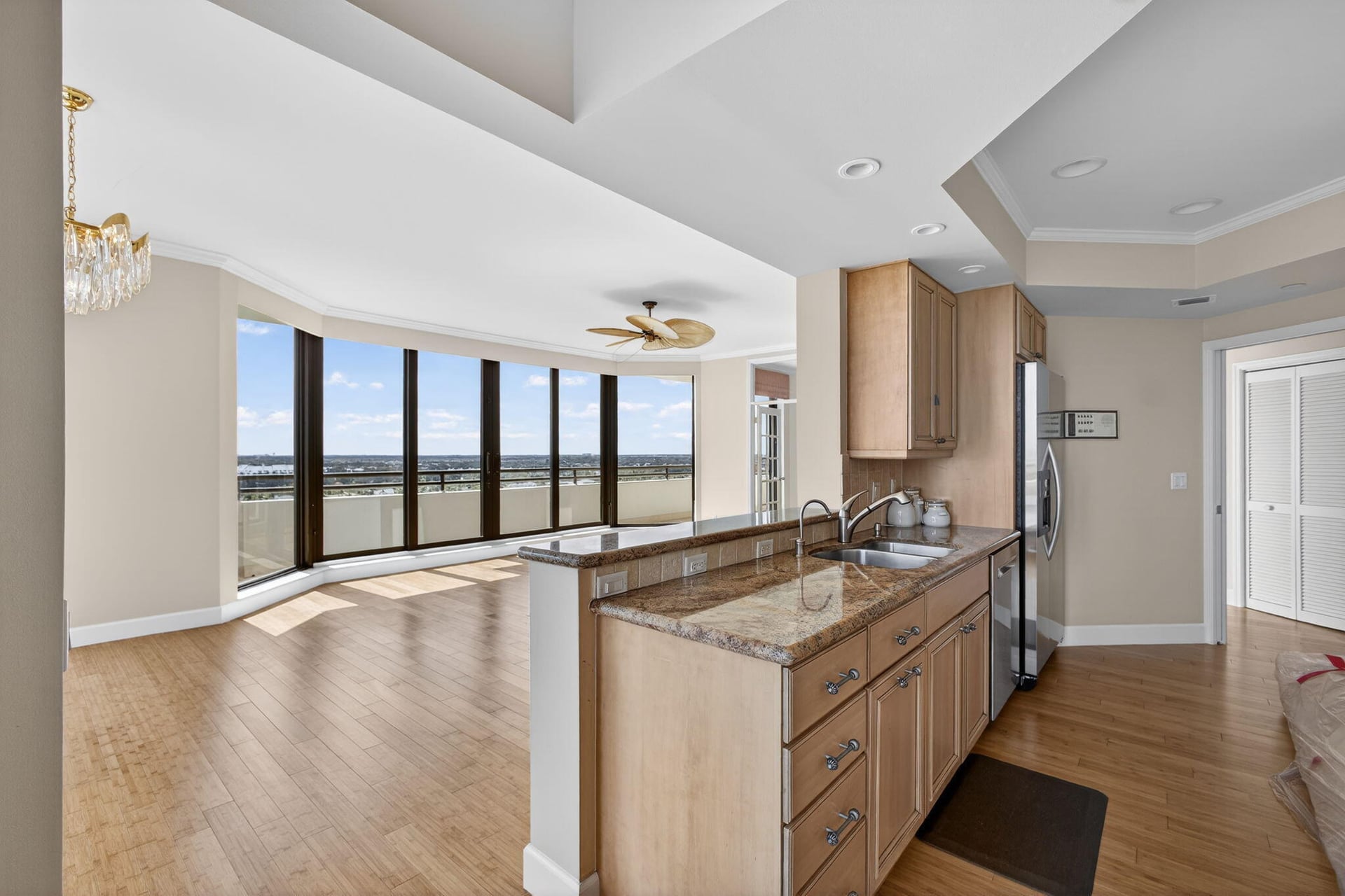 Jonathan's Landing Jupiter FL Unit 1304 photo 7