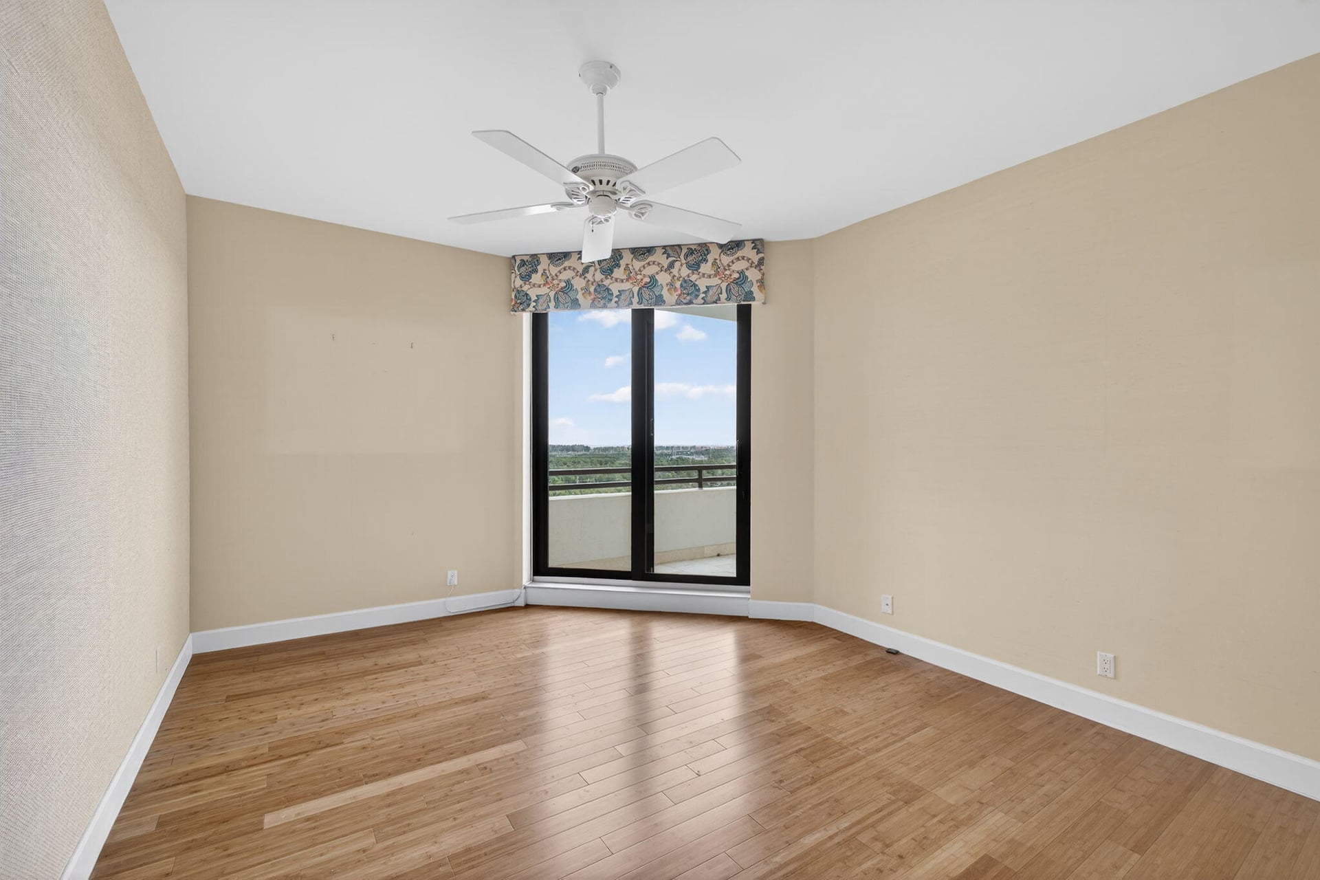 Jonathan's Landing Jupiter FL Unit 1304 photo 16