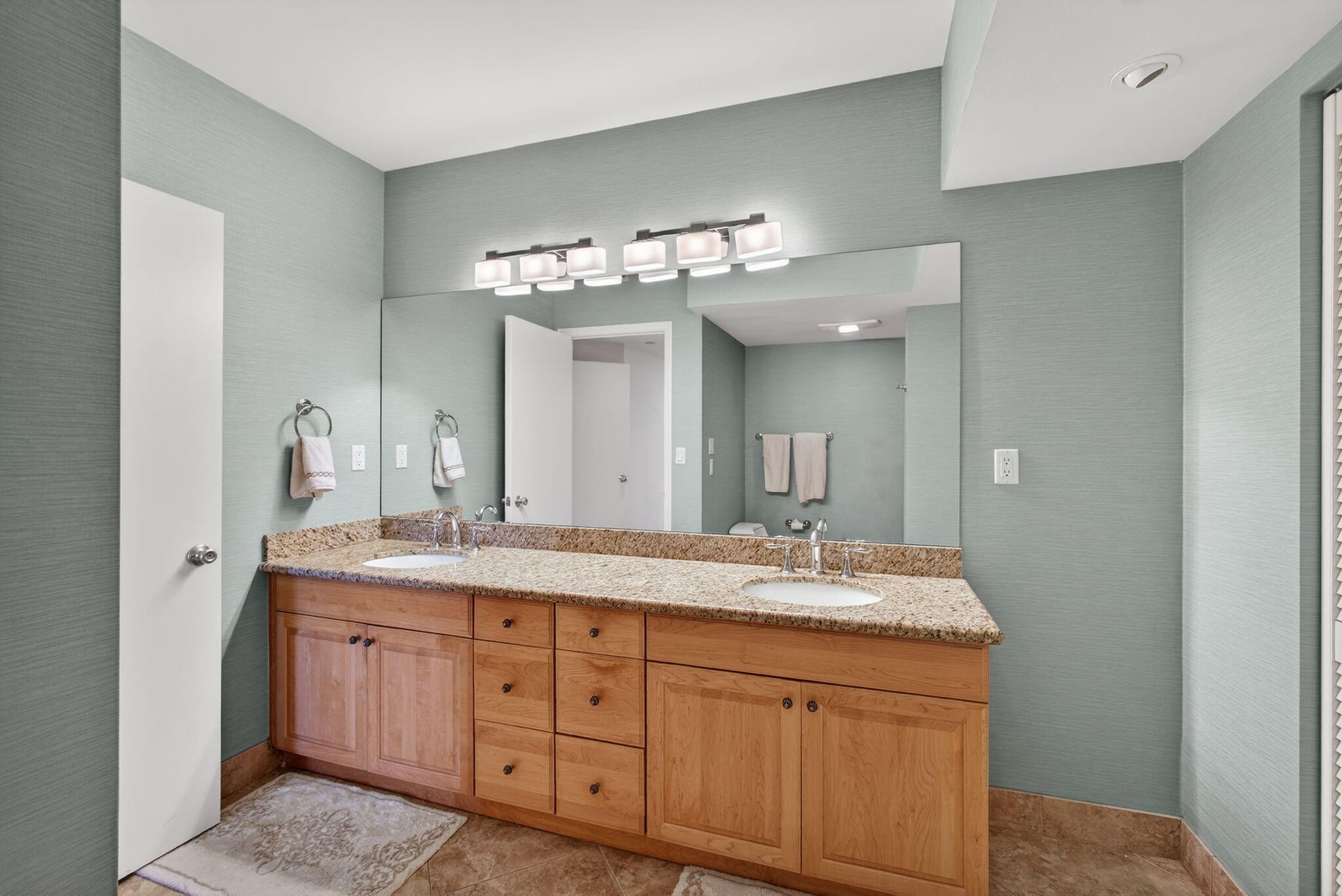 Jonathan's Landing Jupiter FL Unit 1304 photo 17