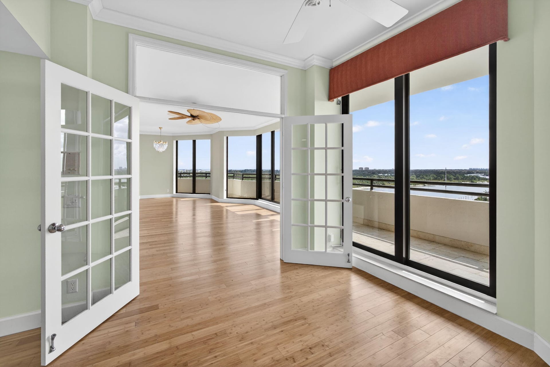 Jonathan's Landing Jupiter FL Unit 1304 photo 20