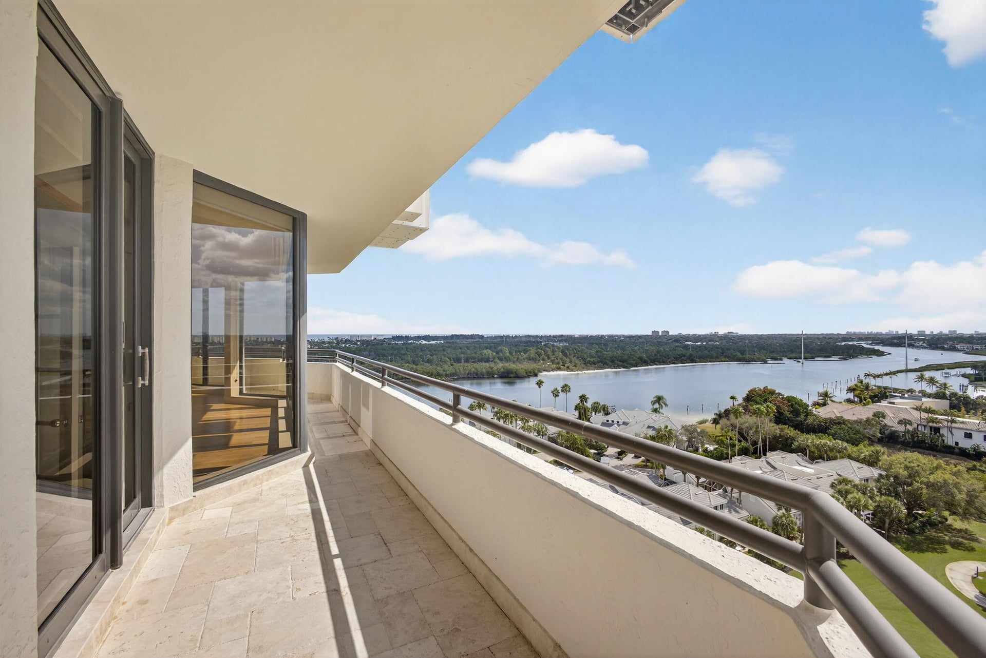 Jonathan's Landing Jupiter FL Unit 1304 photo 24