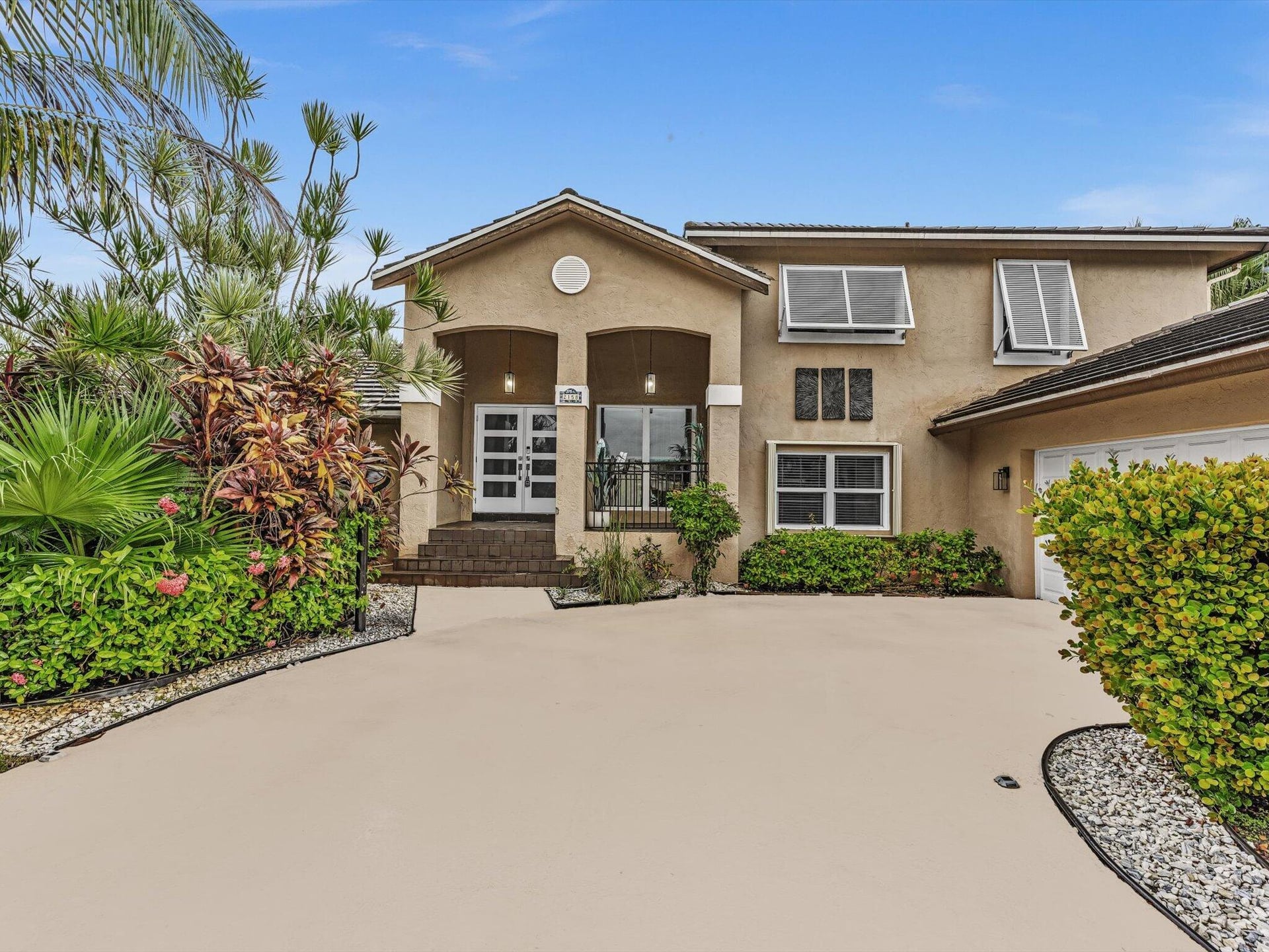 Residence photo 4