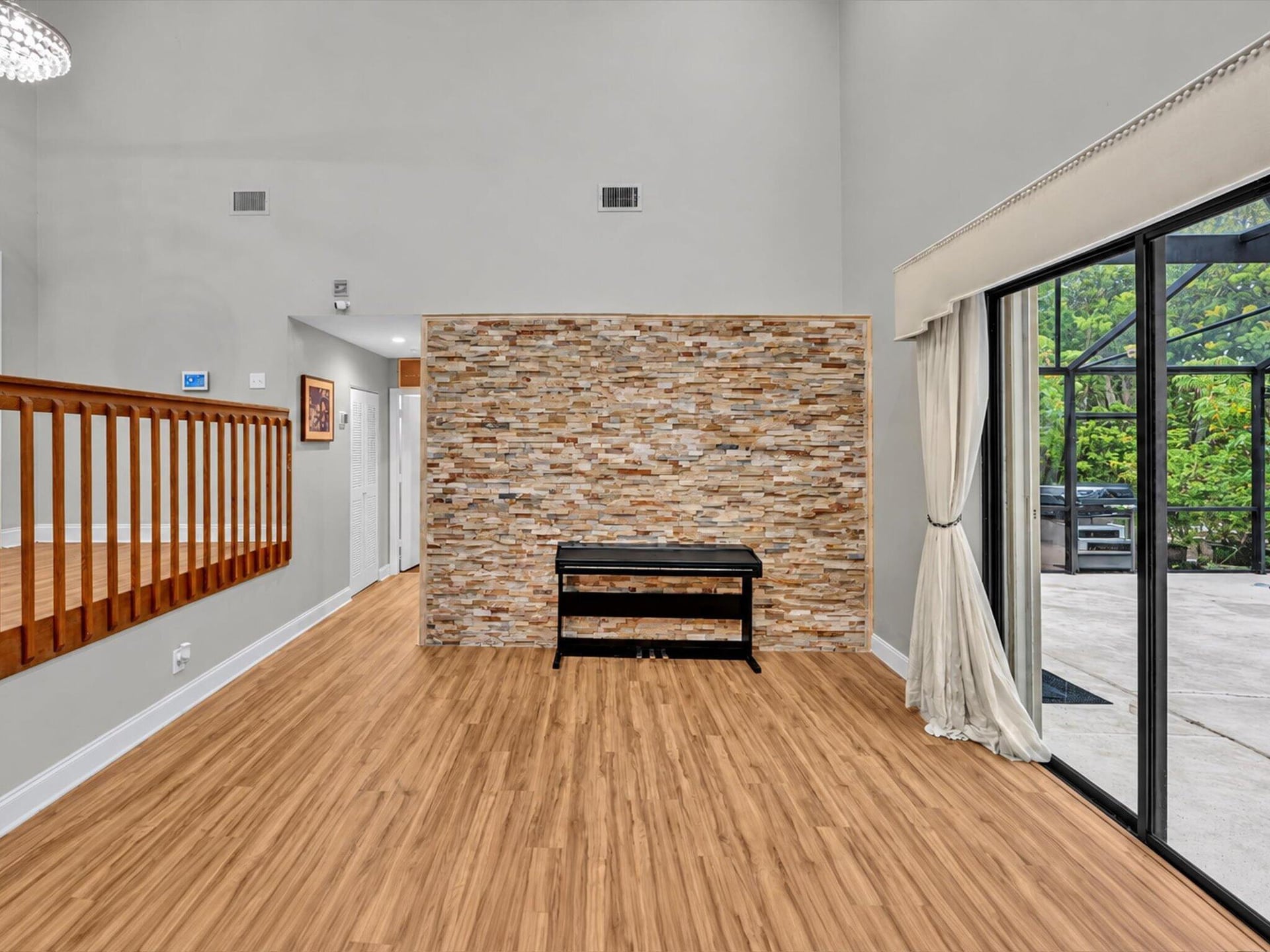 Residence photo 26