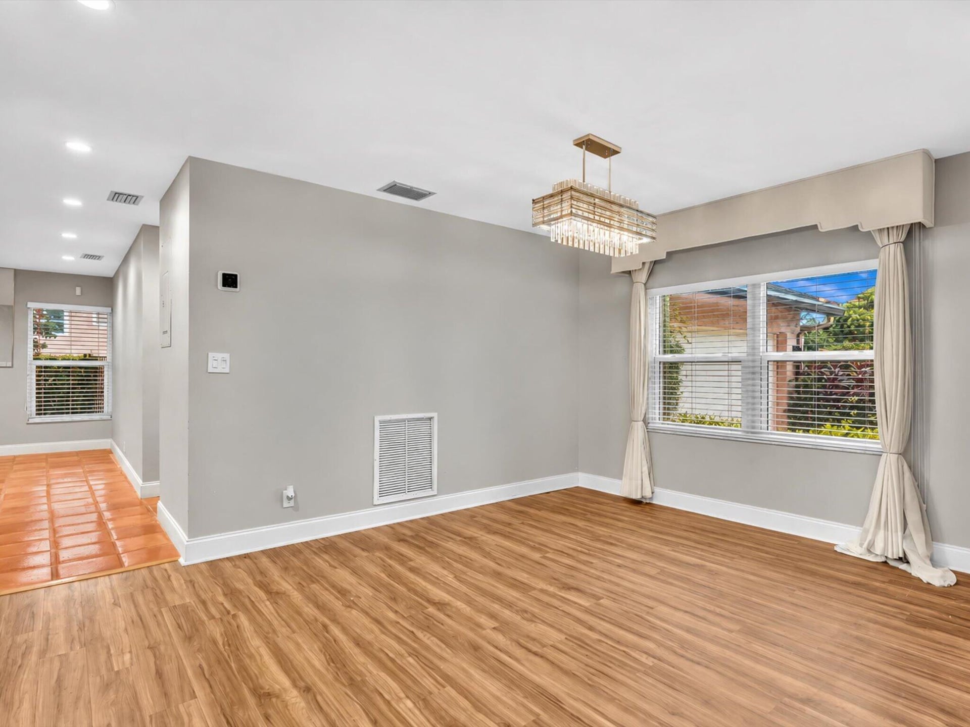Residence photo 32