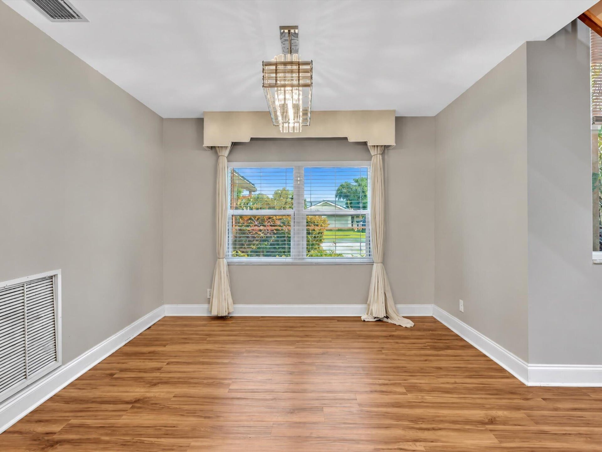 Residence photo 39