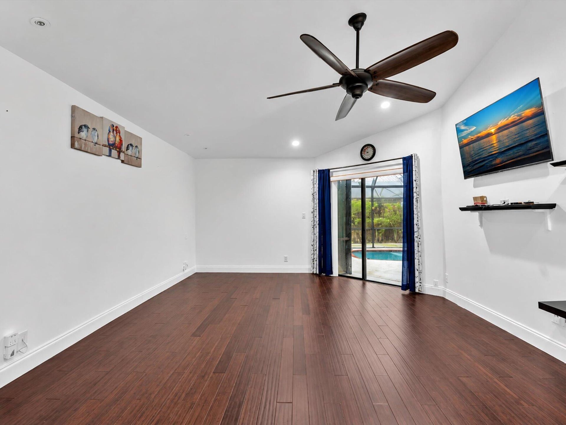 Residence photo 62
