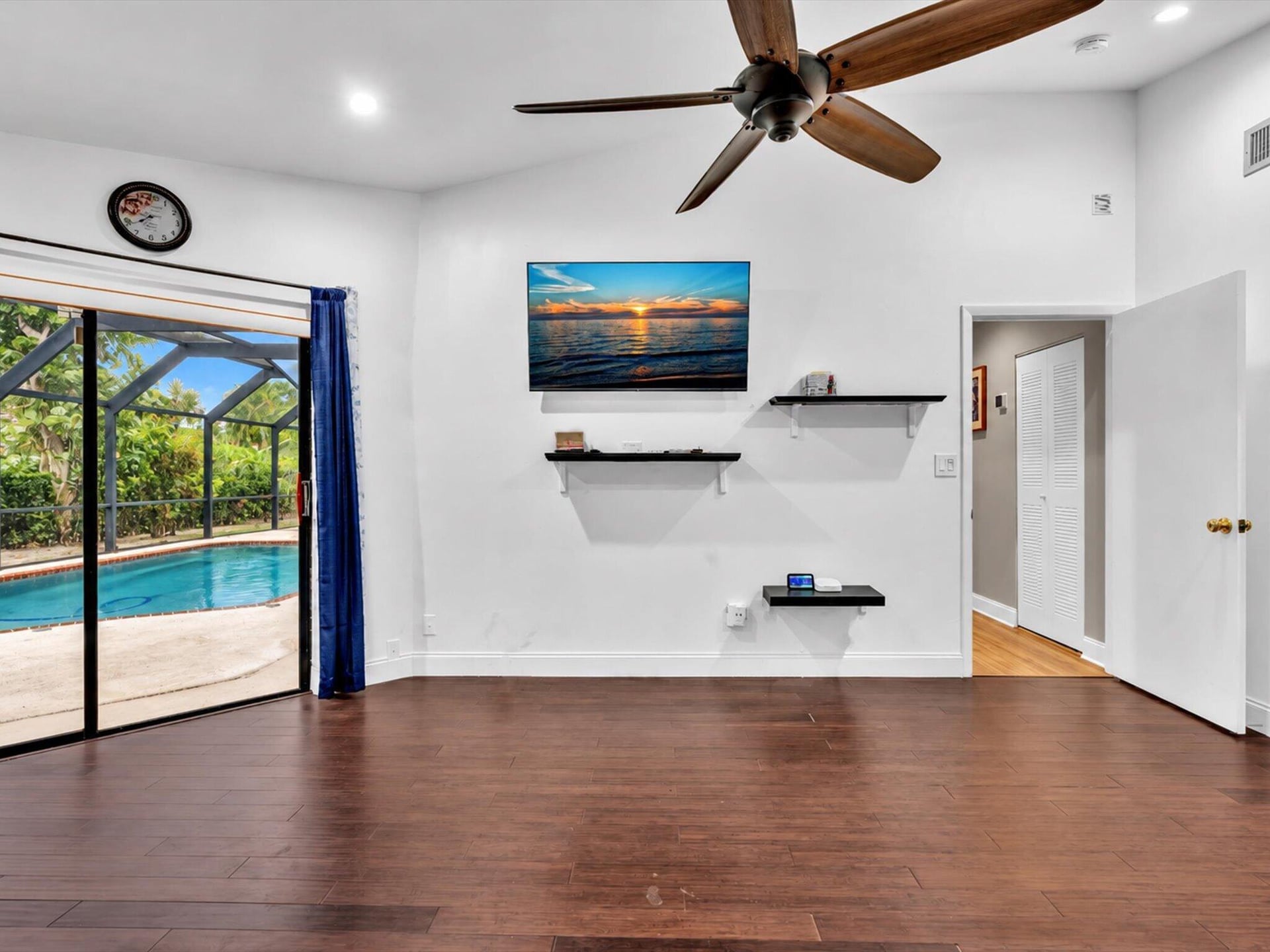 Residence photo 65