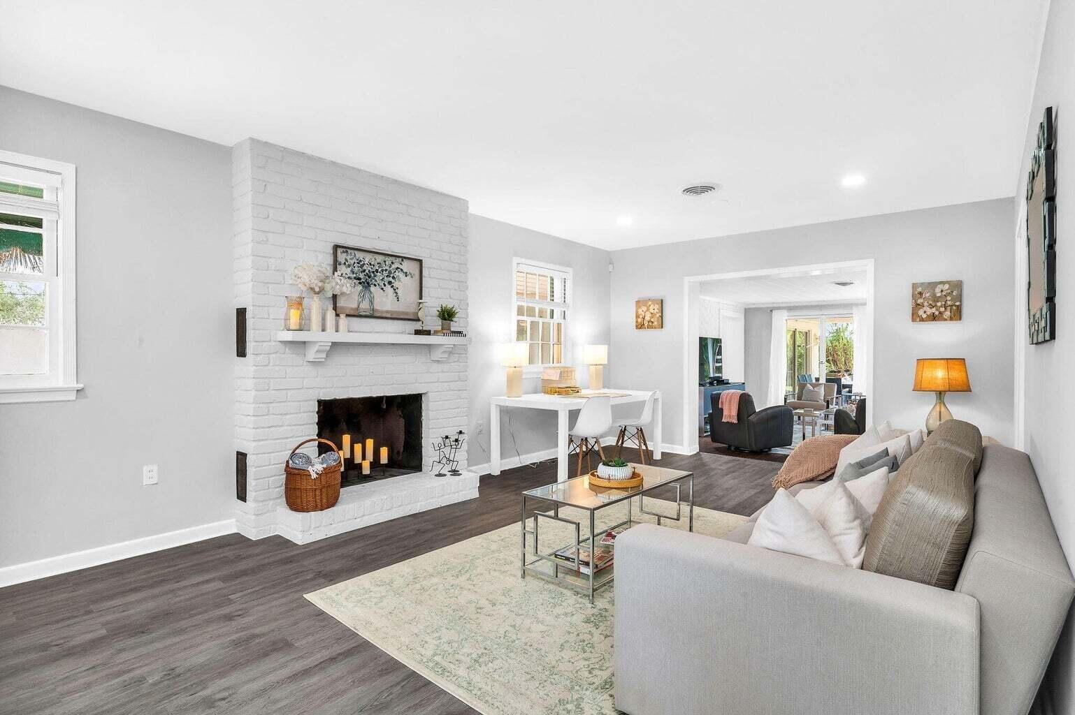 SoSo West Palm Beach Residence photo 3