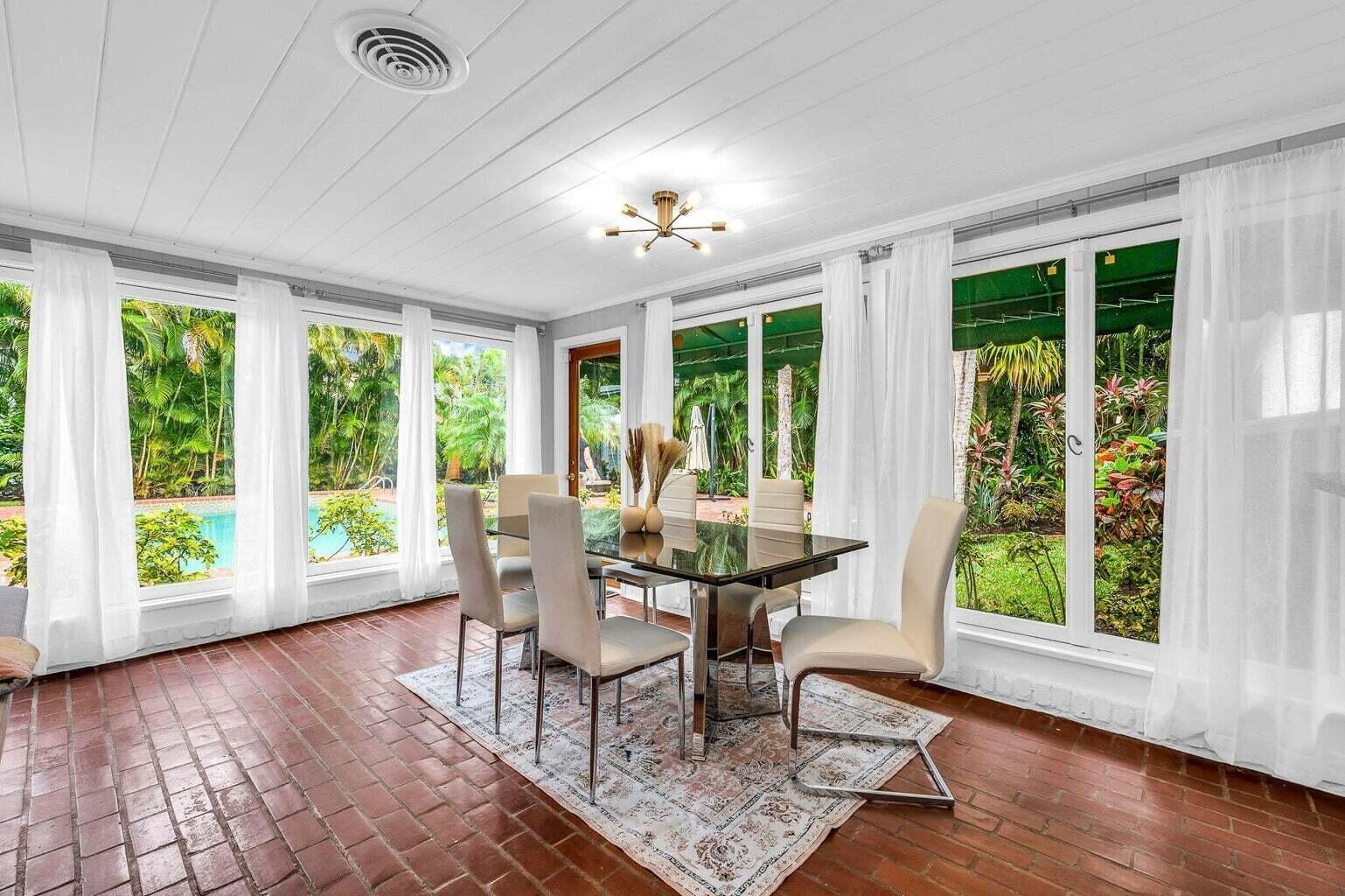 SoSo West Palm Beach Residence photo 12