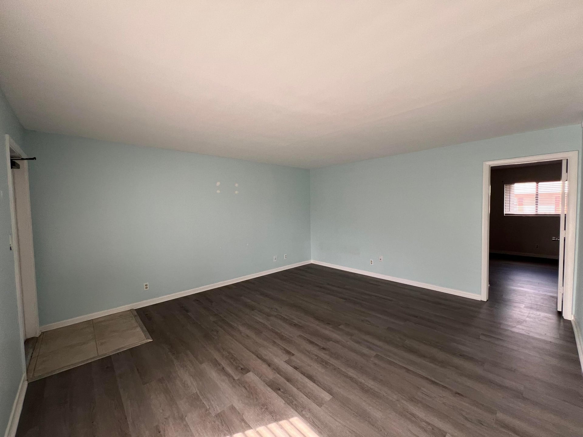 Unit B4 photo 4