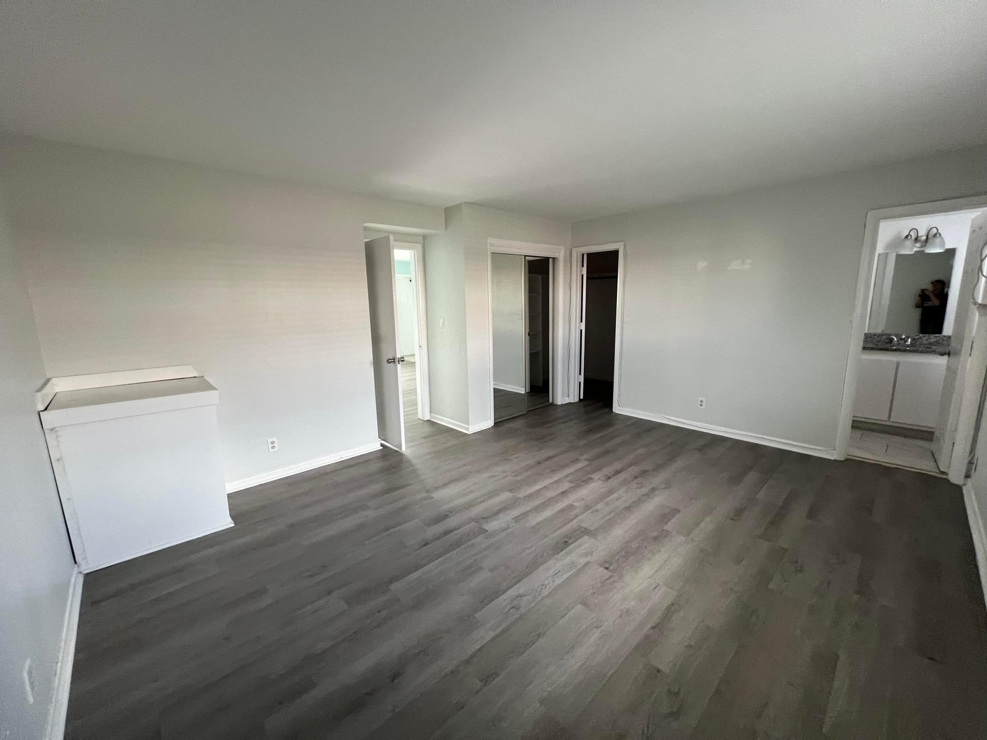 Unit B4 photo 15